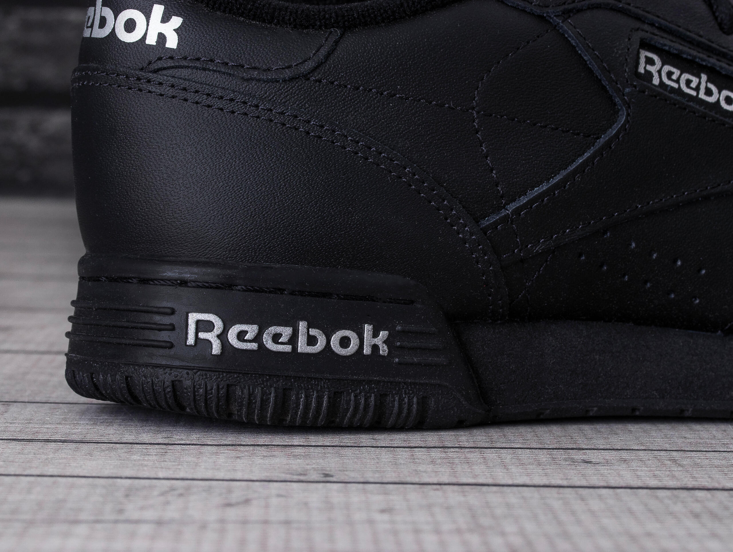 Baskets Reebok ExOFit Clean Logo Int 6/7