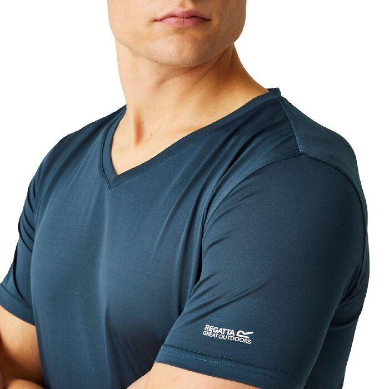 REGATTA Regatta T-Shirts Fingal V-Neck HEREN MoonLt Denim 4/7