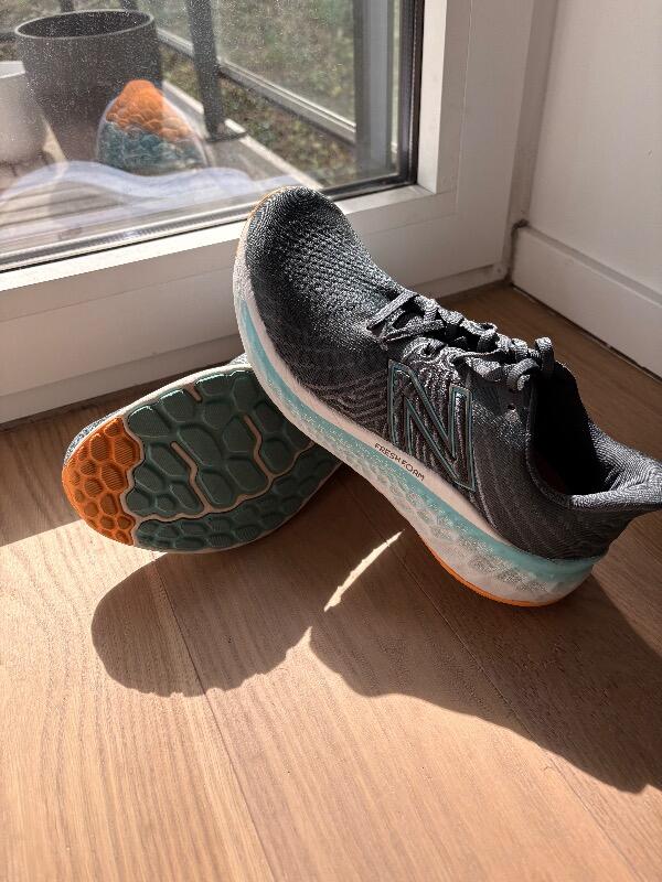 Entre Particuliers - New Balance Fresh Foam x Vongo 3/4