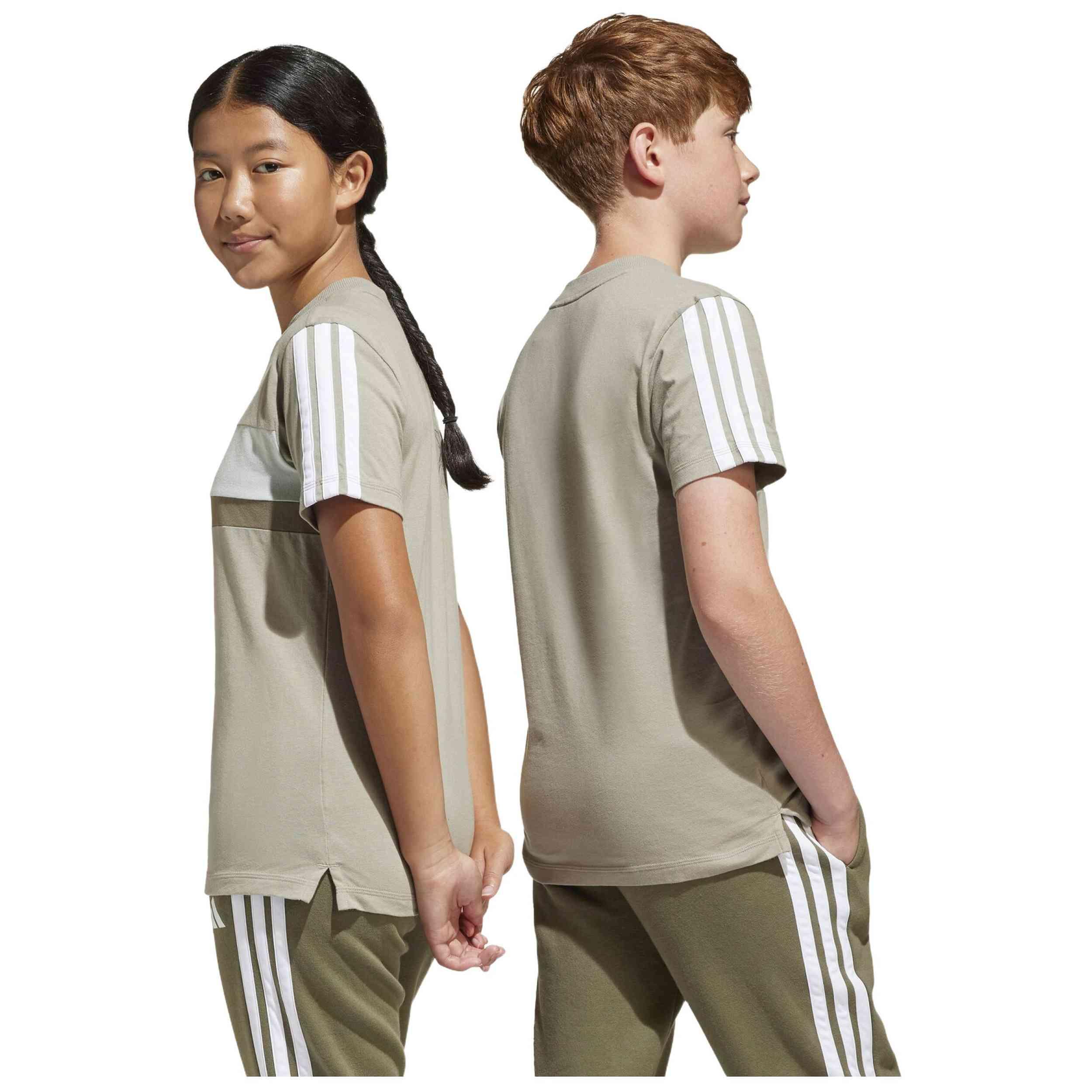 Maglia a maniche corte Adidas modello JC7470 per unisex ragazzi 4/5