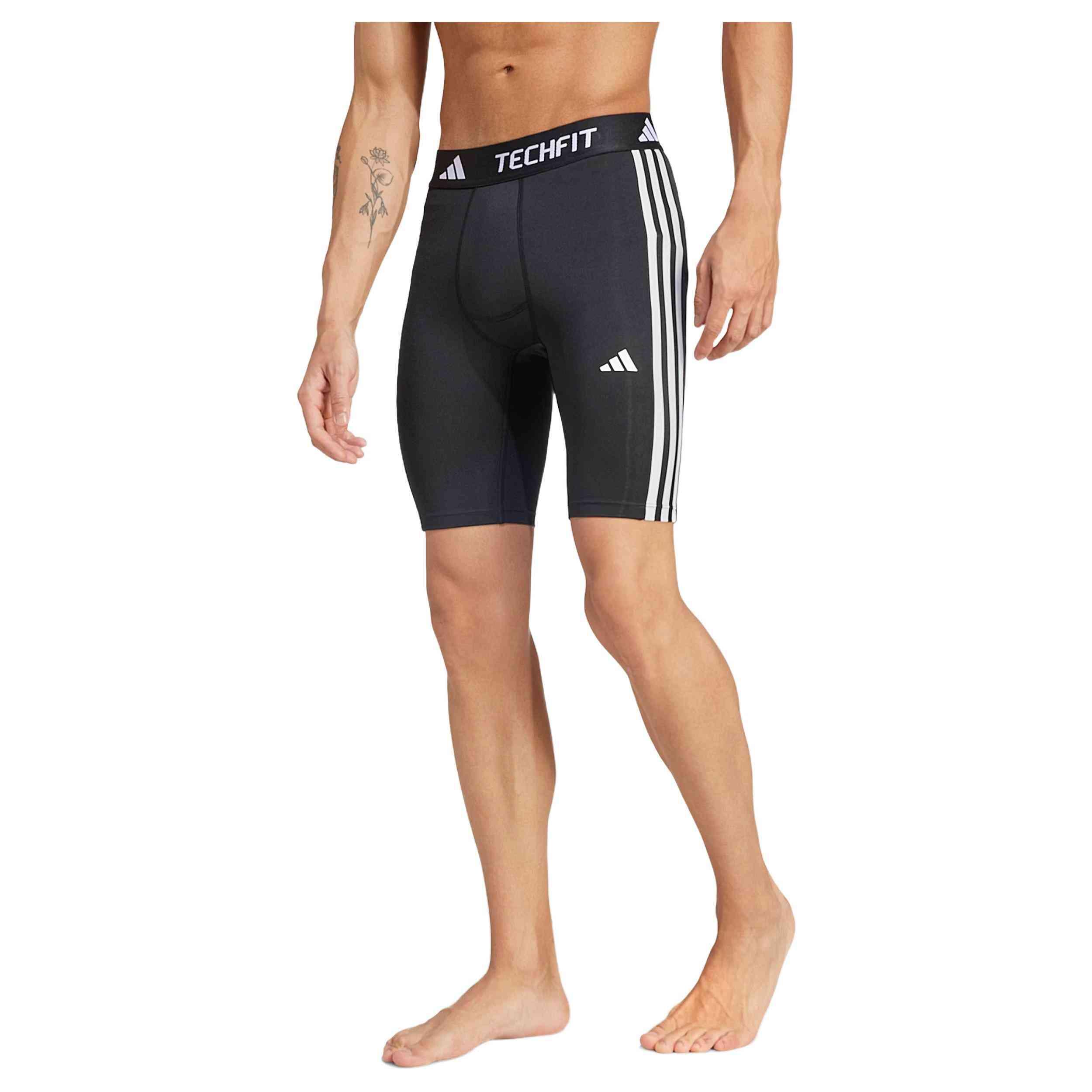 ADIDAS Kurze hose Adidas Modell IN5589 für männer