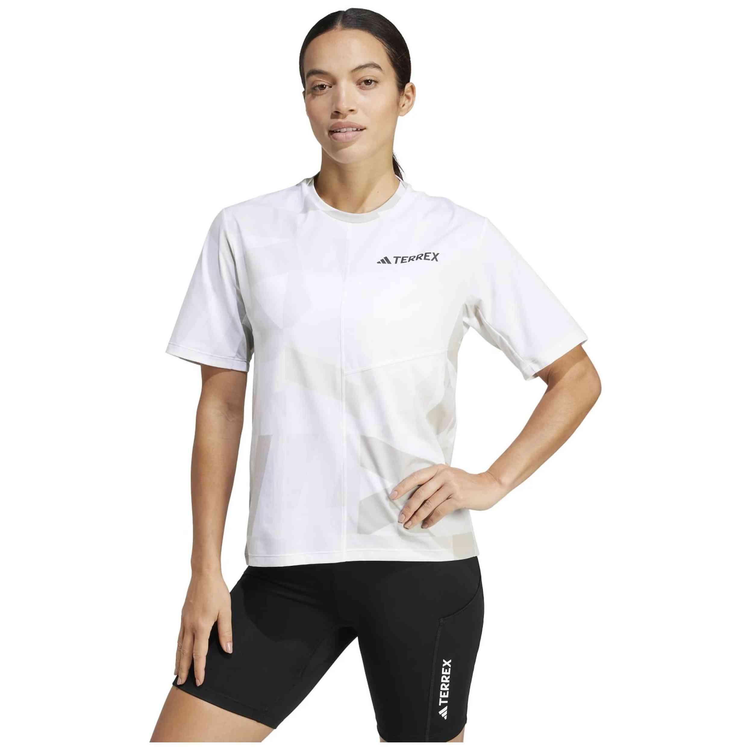 Kurzarmshirt Adidas Modell JE0365 für frauen 2/5