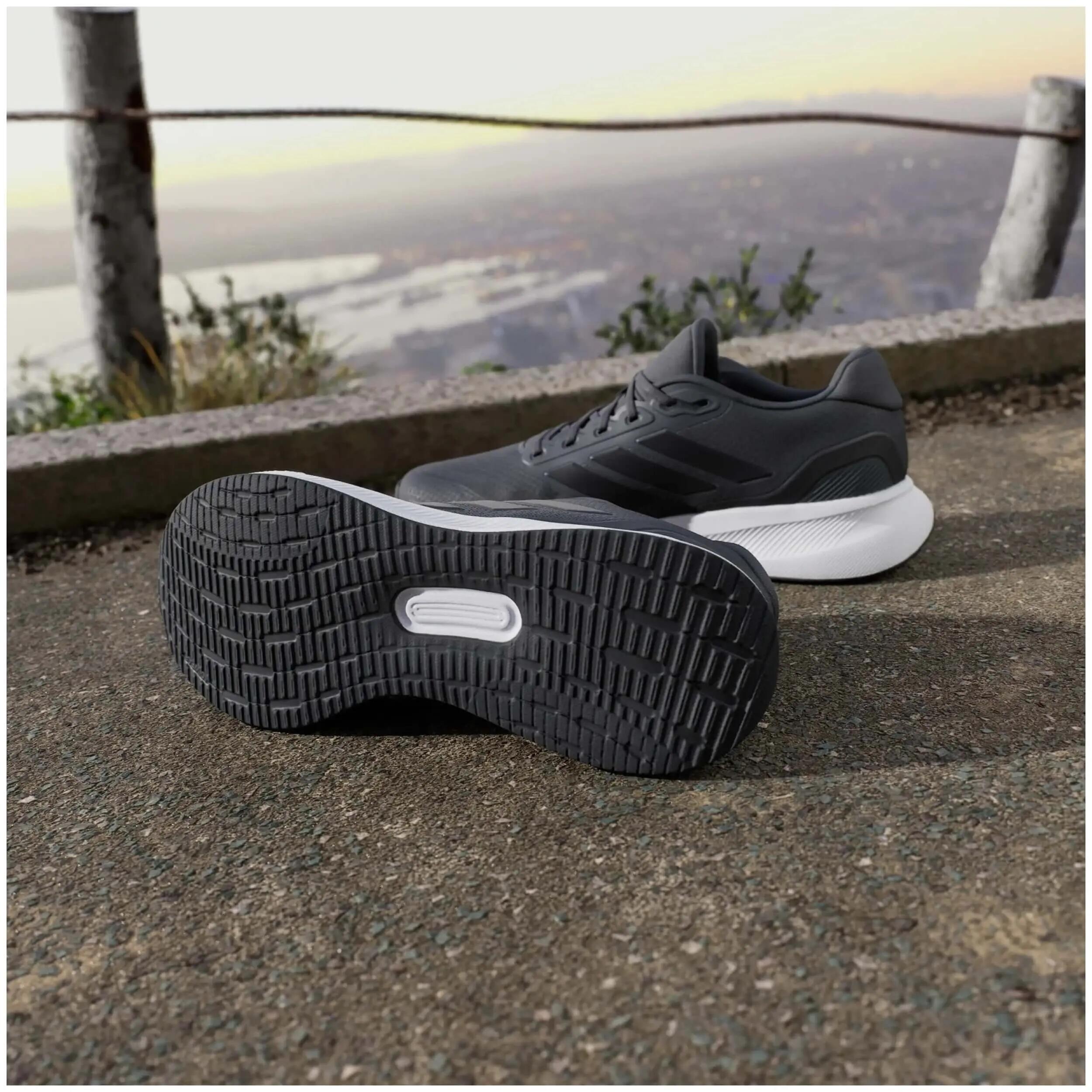Scarpe da running Adidas modello IE8819 per uomini 4/5