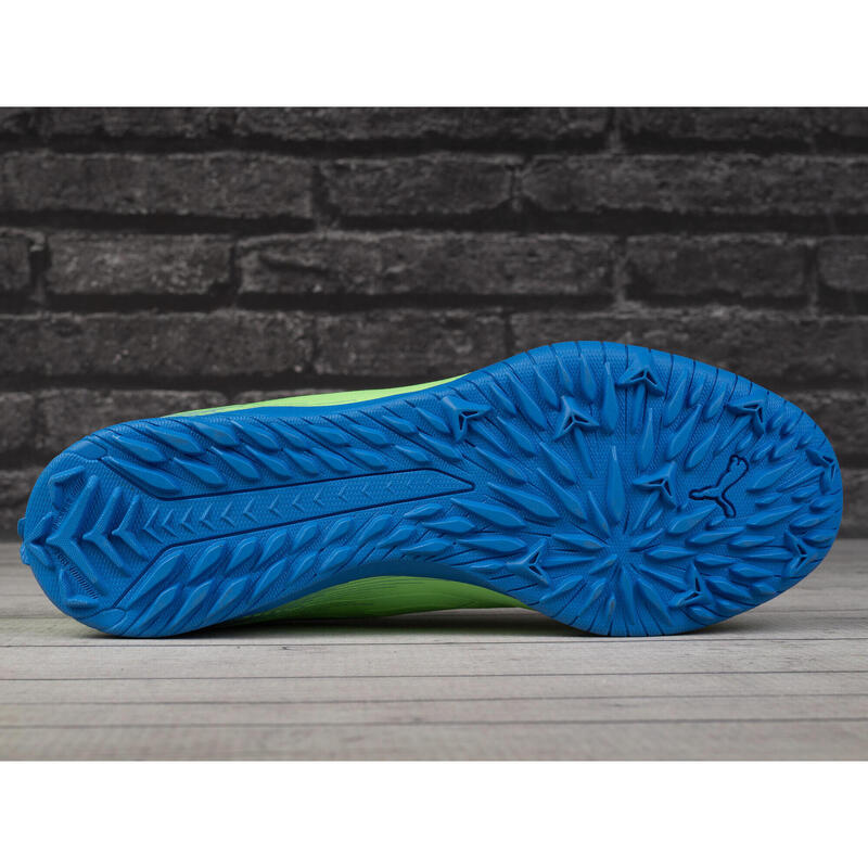 Ghete de fotbal pentru bărbați PUMA Ultra 5 Play TT fizzy apple/puma