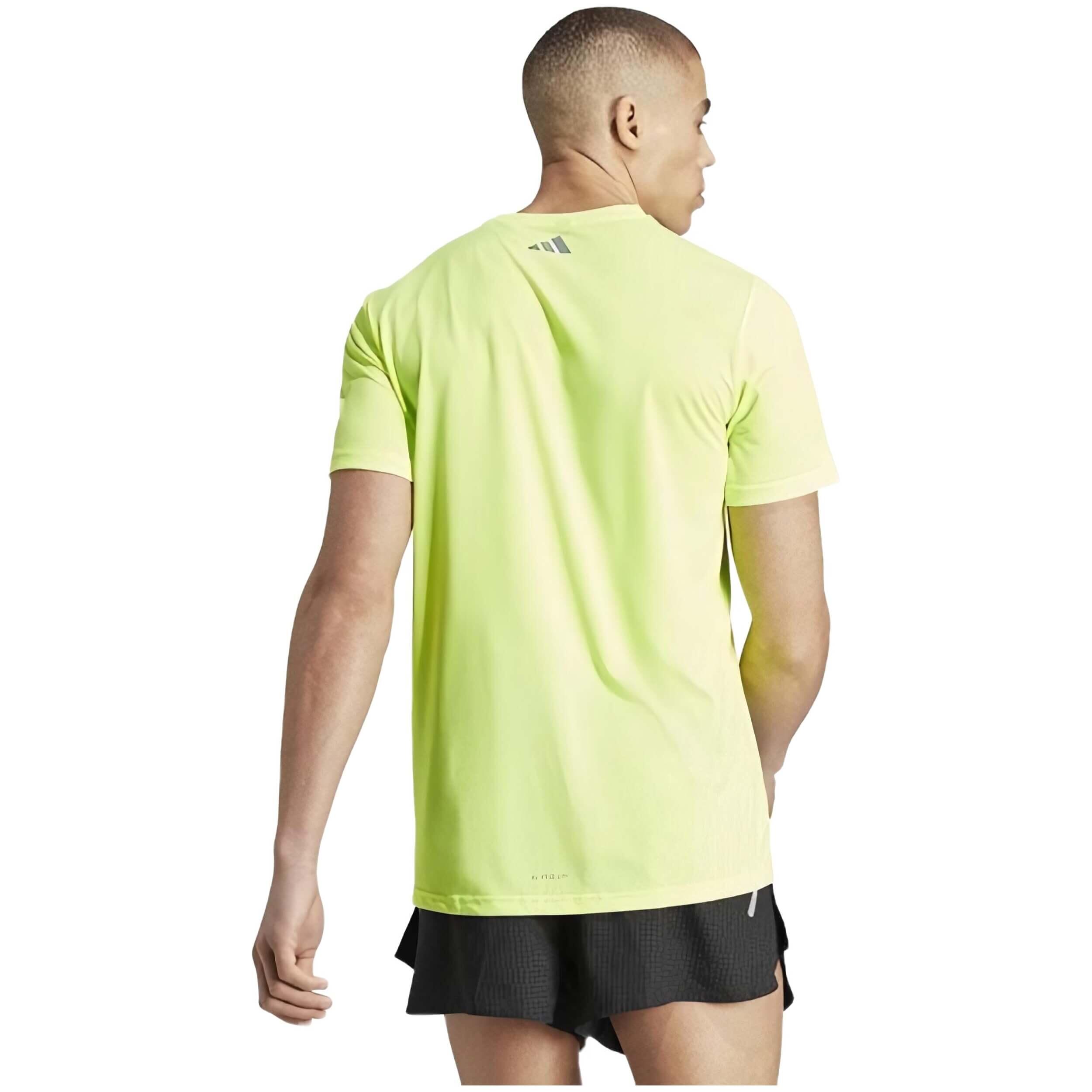 T-shirt Adidas modelo IL2206 para homem 4/4