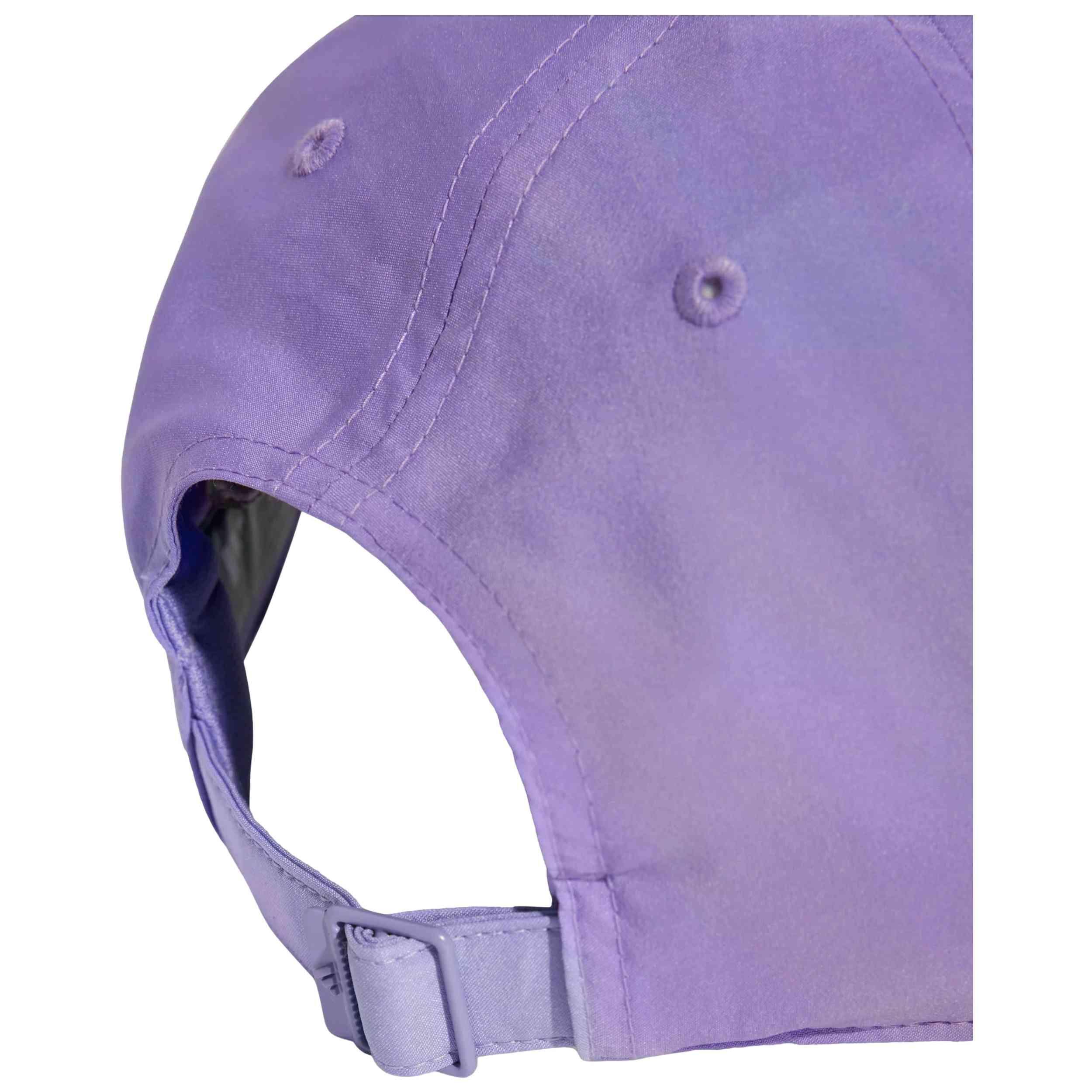 Gorra Adidas modelo JN6591 para mujer 3/3
