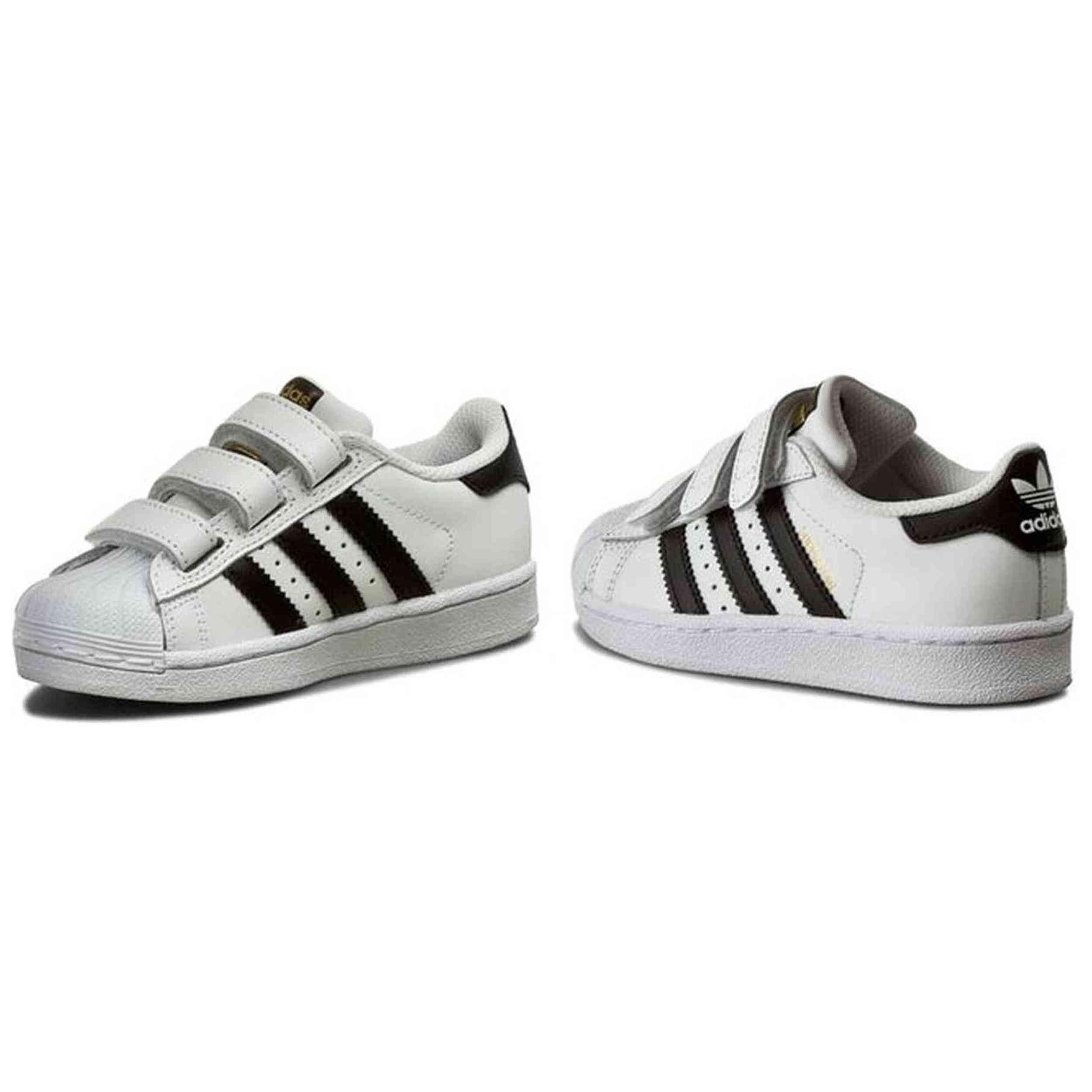 Baskets Adidas modèle B26070 pour bébé 2/5