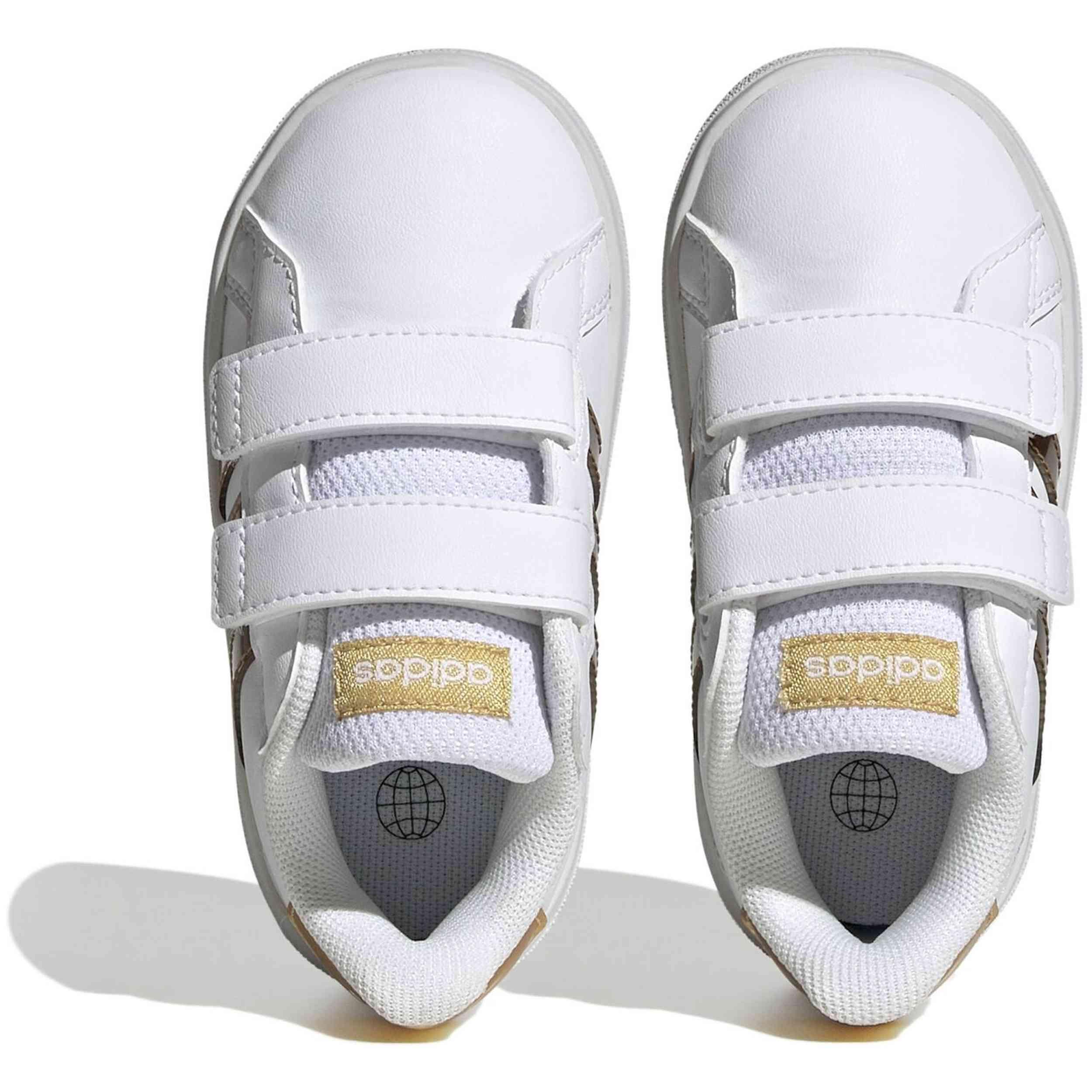 Baskets Adidas modèle GY2576 pour bébé 3/5