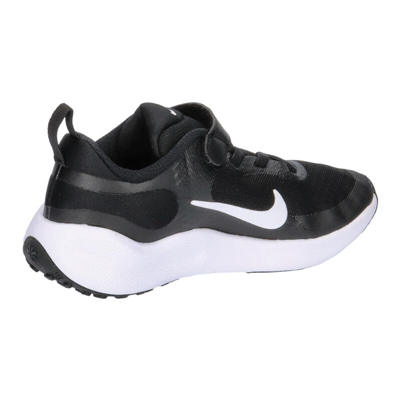 Pantofi Sport Nike Model Revolution 7 Culoare Negru