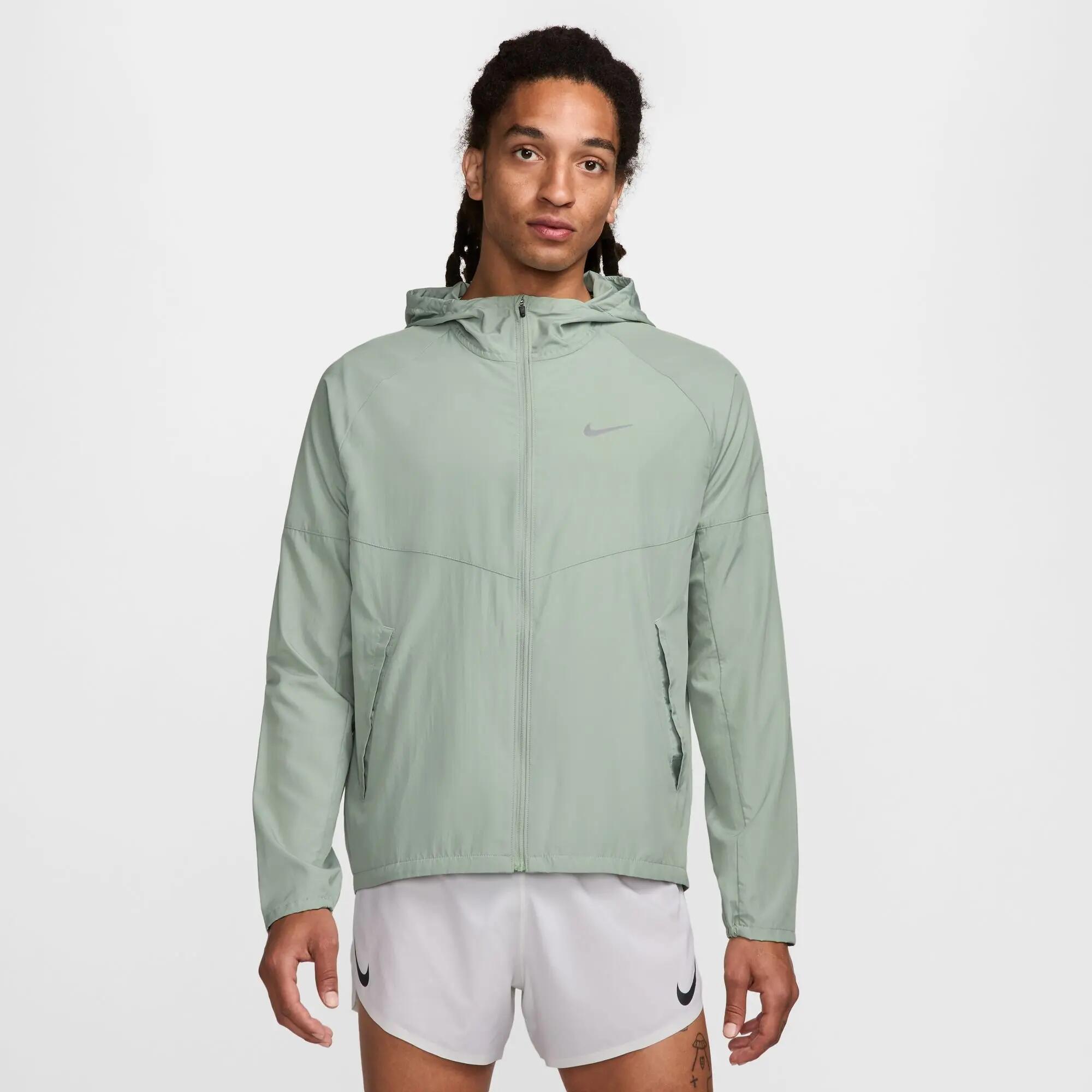 NIKE picture