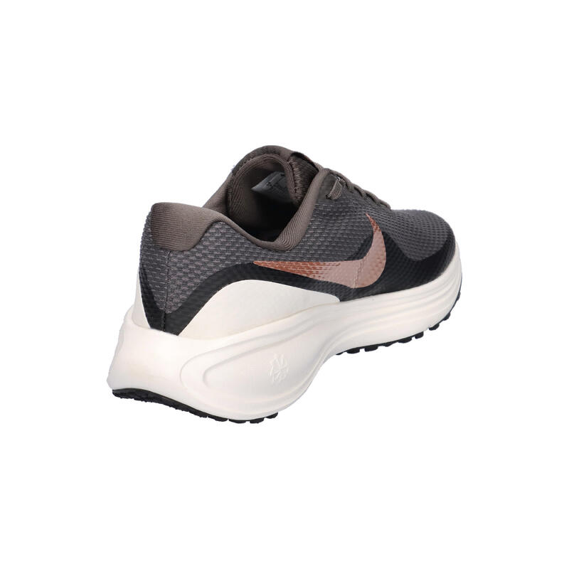 Buty sportowe damskie Nike Revolution 8