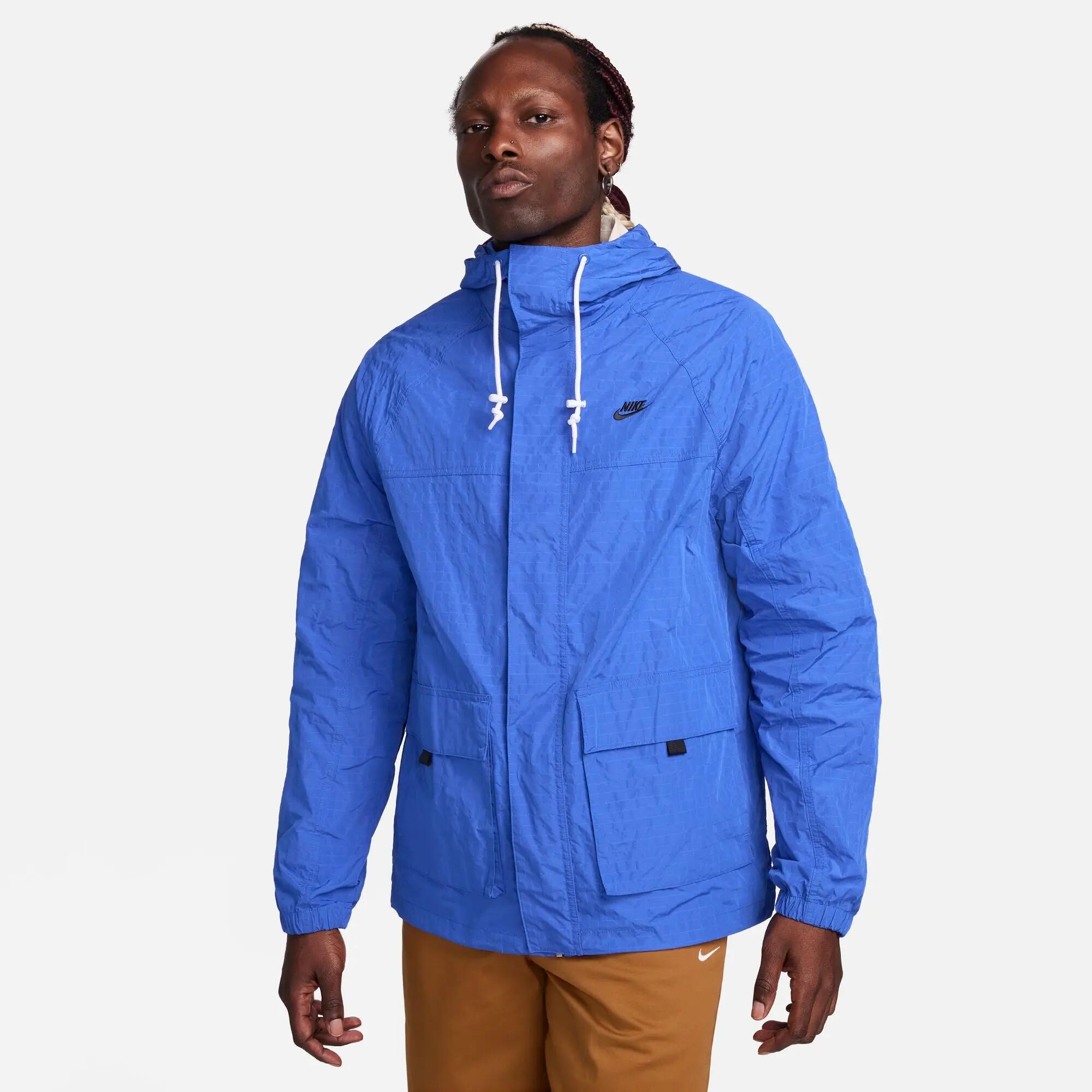 NIKE picture