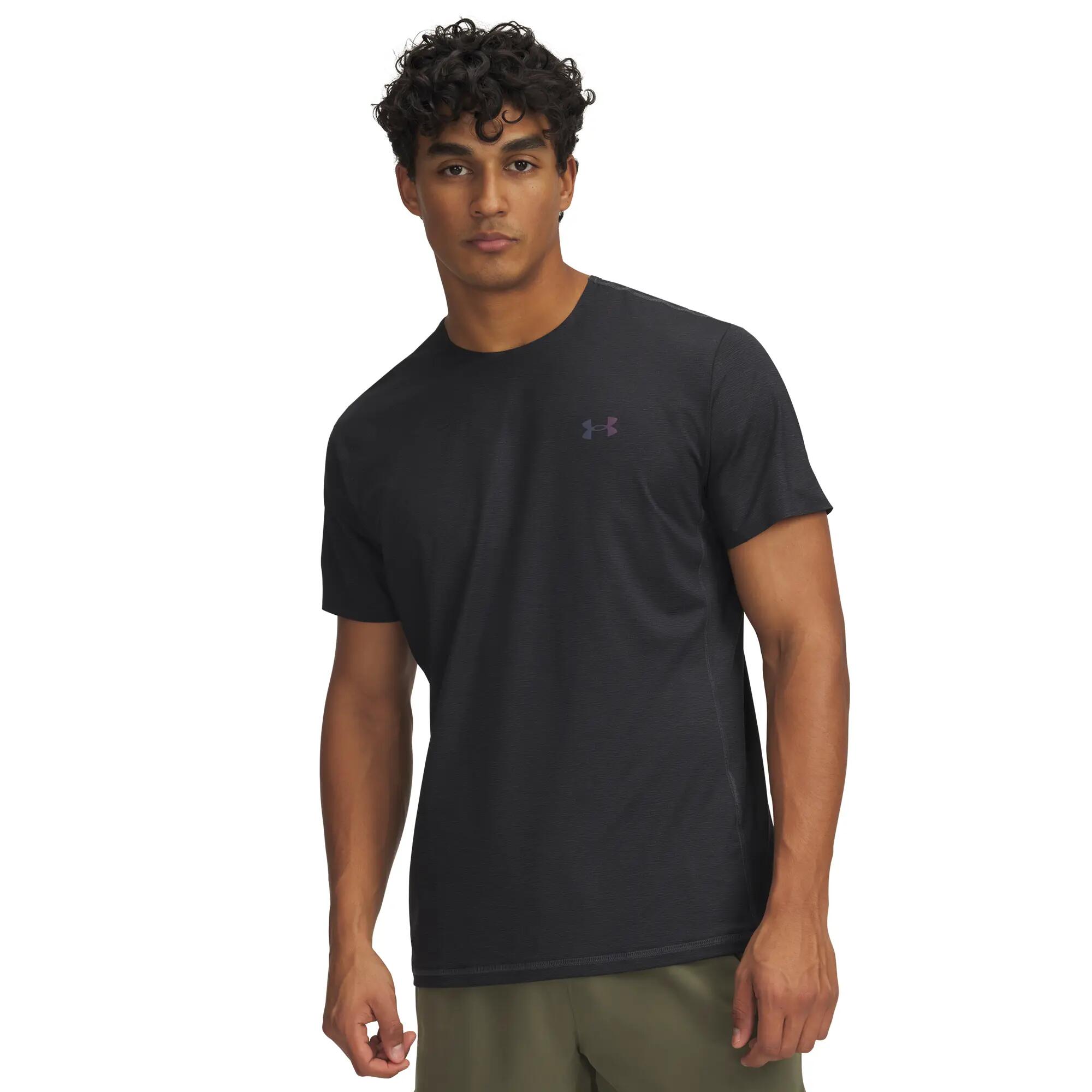 UNDER ARMOUR picture