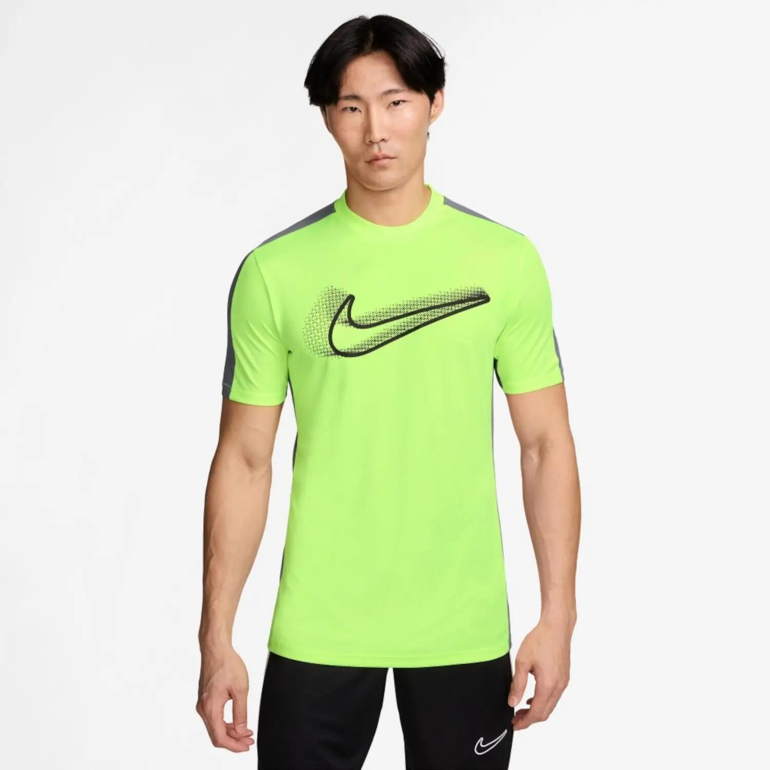 NIKE picture