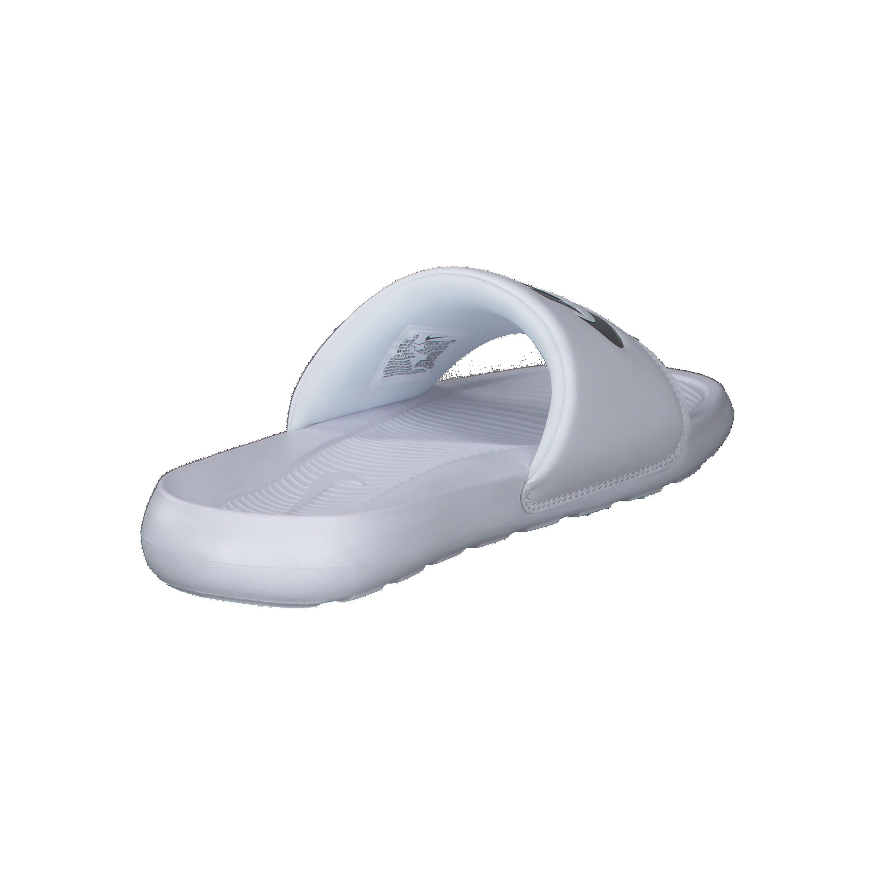 Nike Baskets Nike Victori One Adulte 6/7