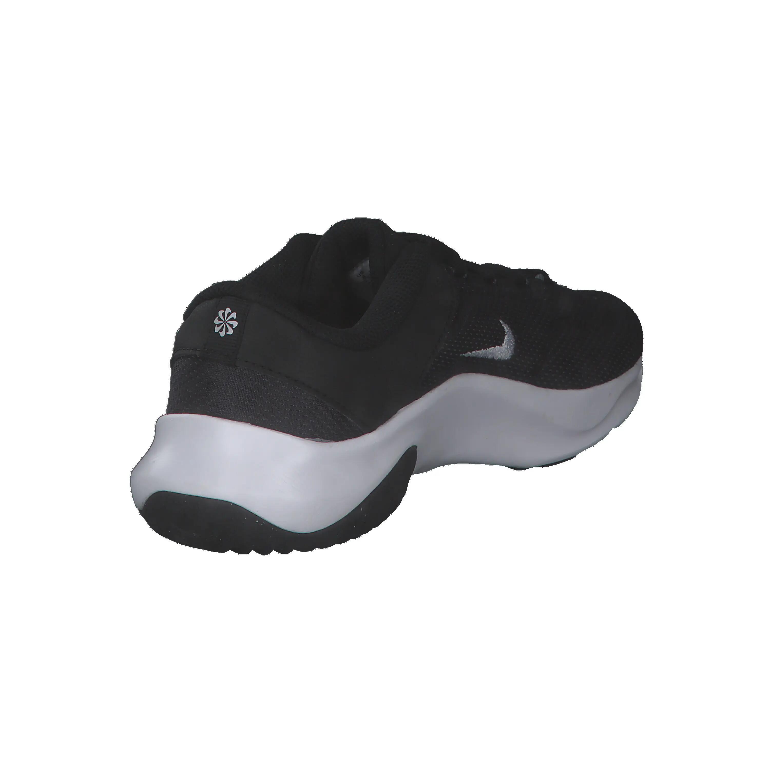 Sportschoenen Mannelijk Nike Legend Essential 3 Zwart 6/7
