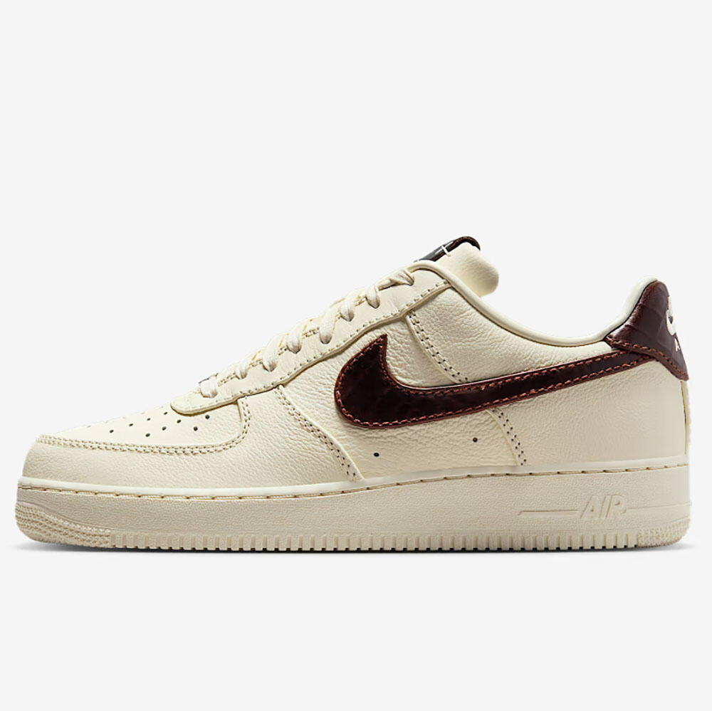 Chaussures De Sport Homme Nike Air Force 1 '07 3/7