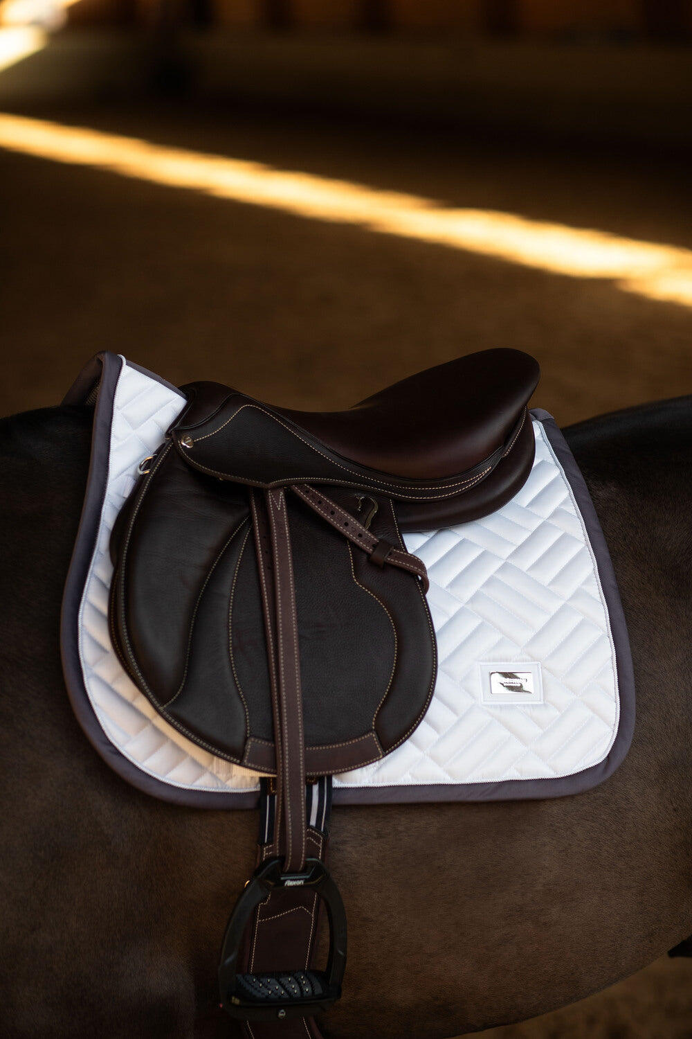 Sottosella da salto Equestrian Stockholm Modern 2/5