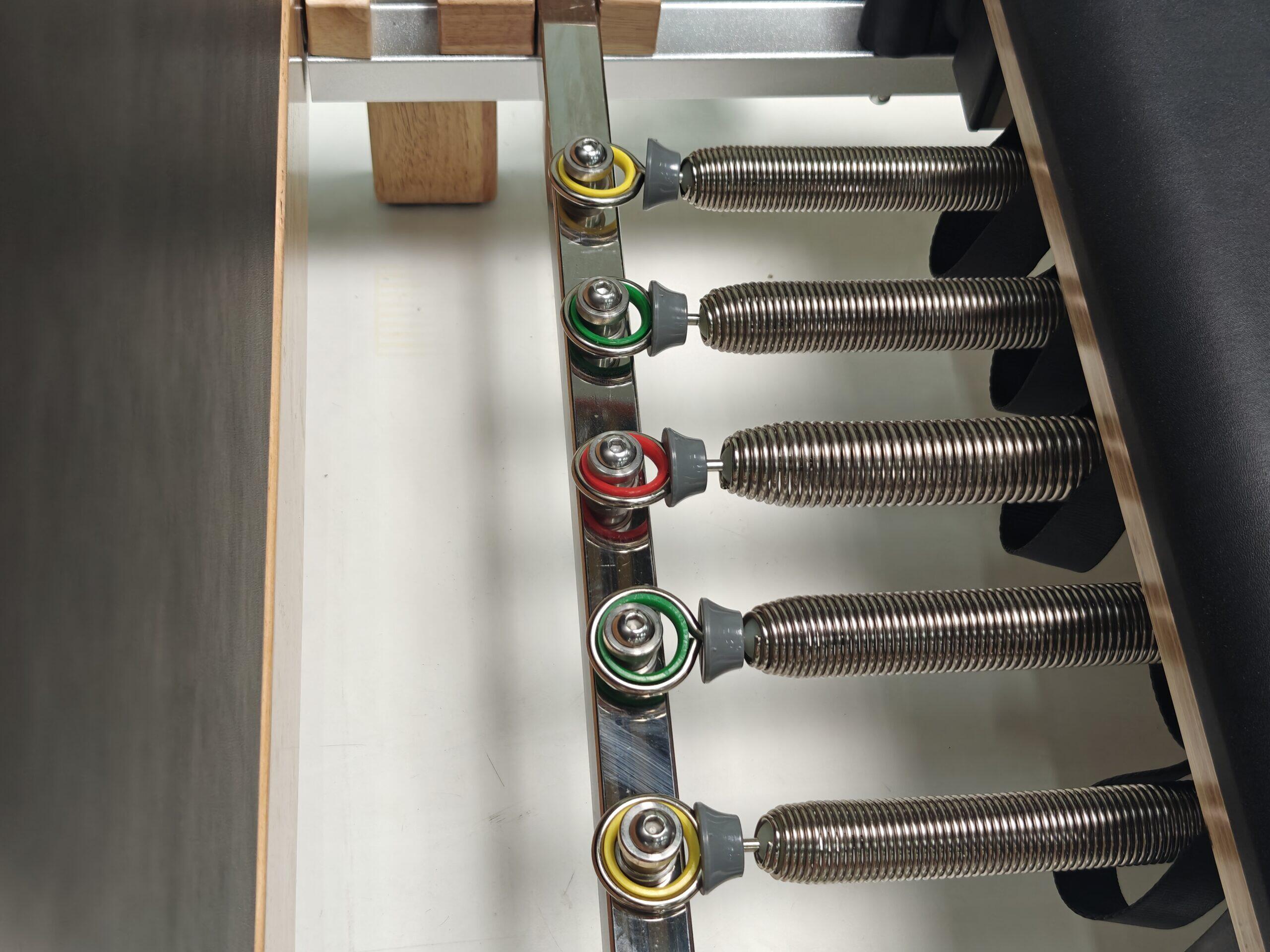 Reformer Pilates pliable en bois Advance 4/5