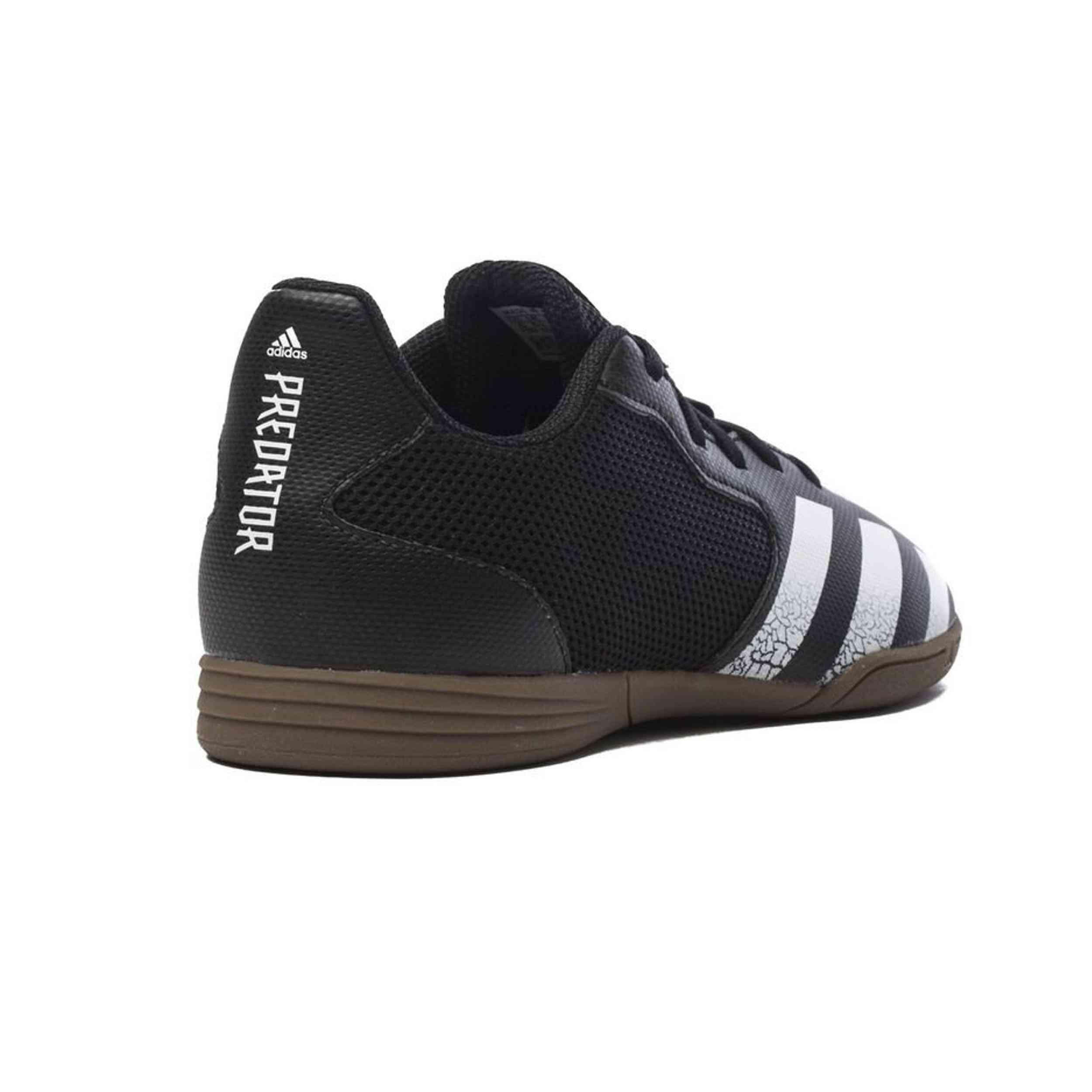 Chaussures de futsal Adidas modèle FY0630 pour enfants 3/5