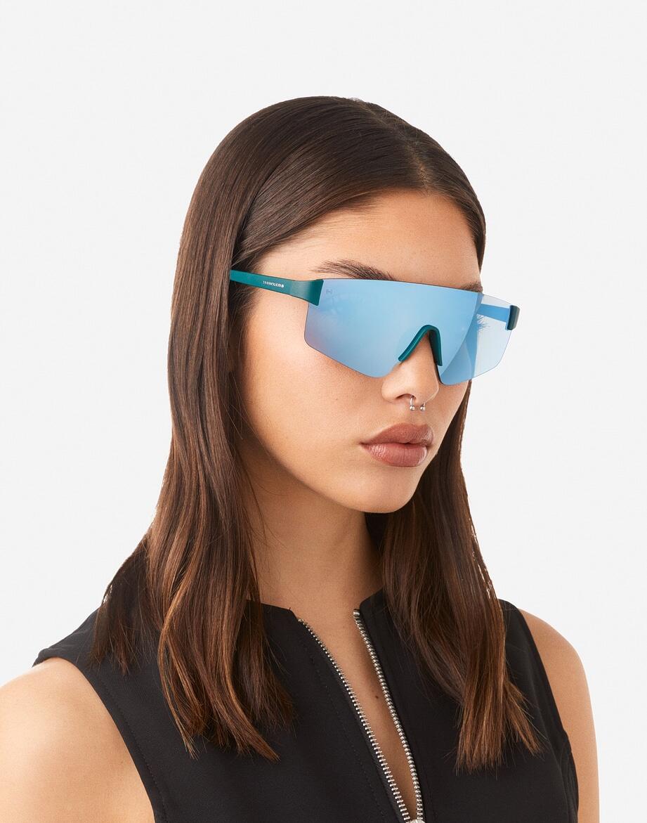 HAWKERS - Óculos de sol para Homen e Mulhere azul cromo azul - AERO 6/8