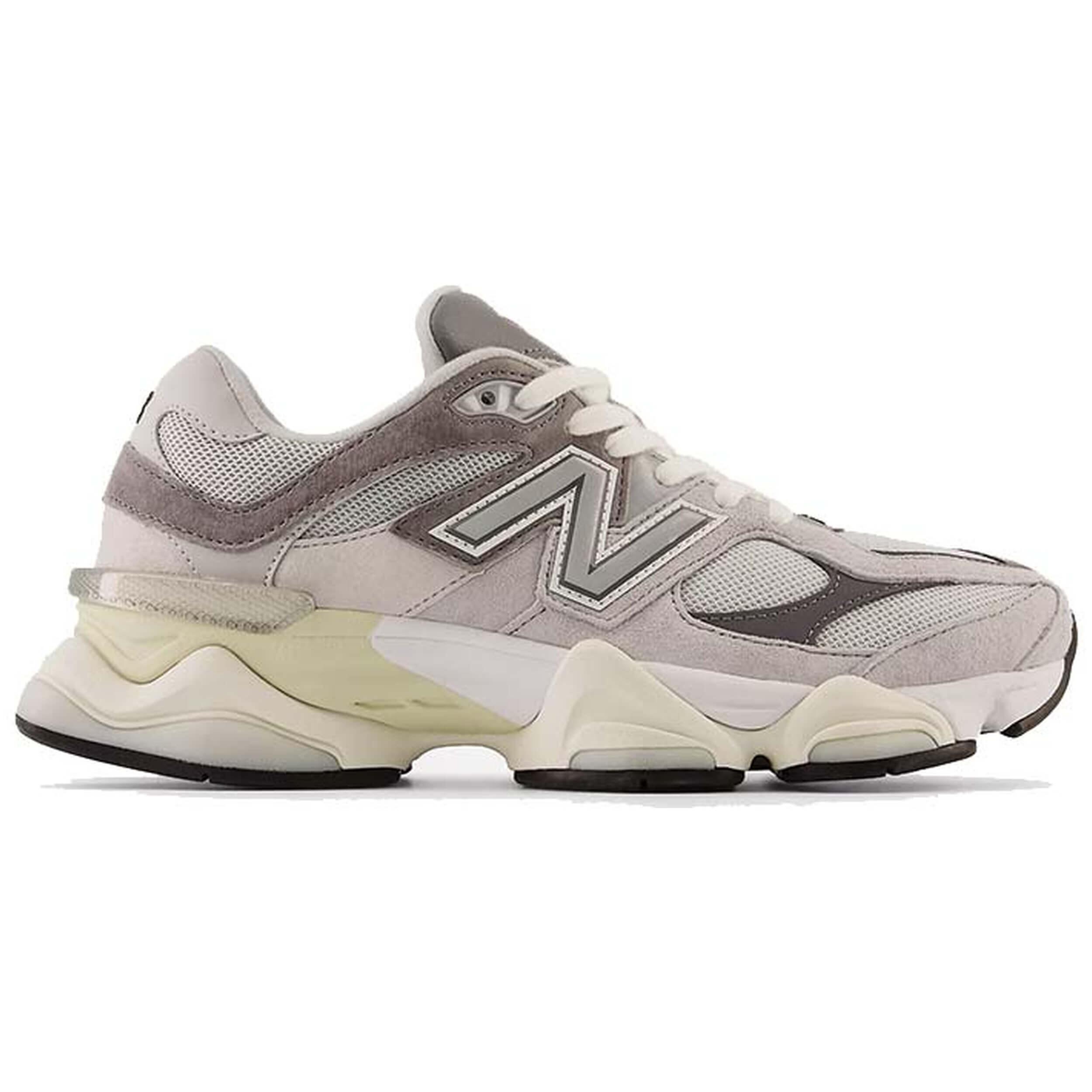 NEW BALANCE picture