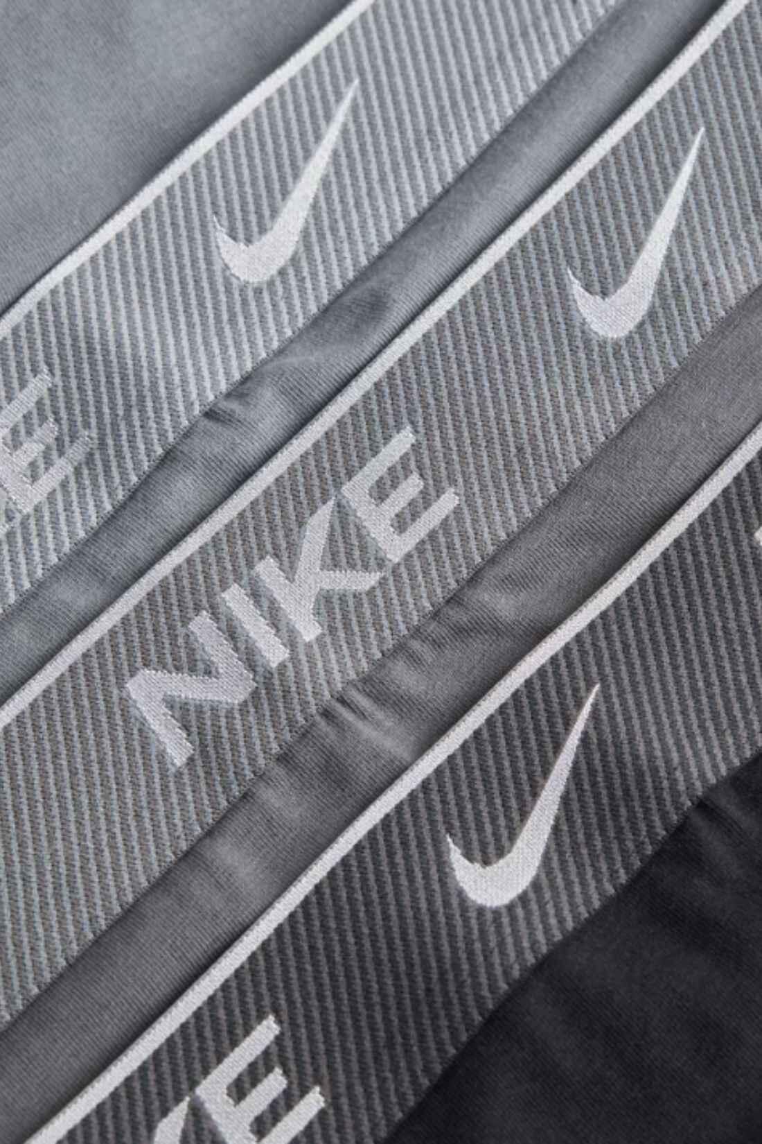 NIKE picture