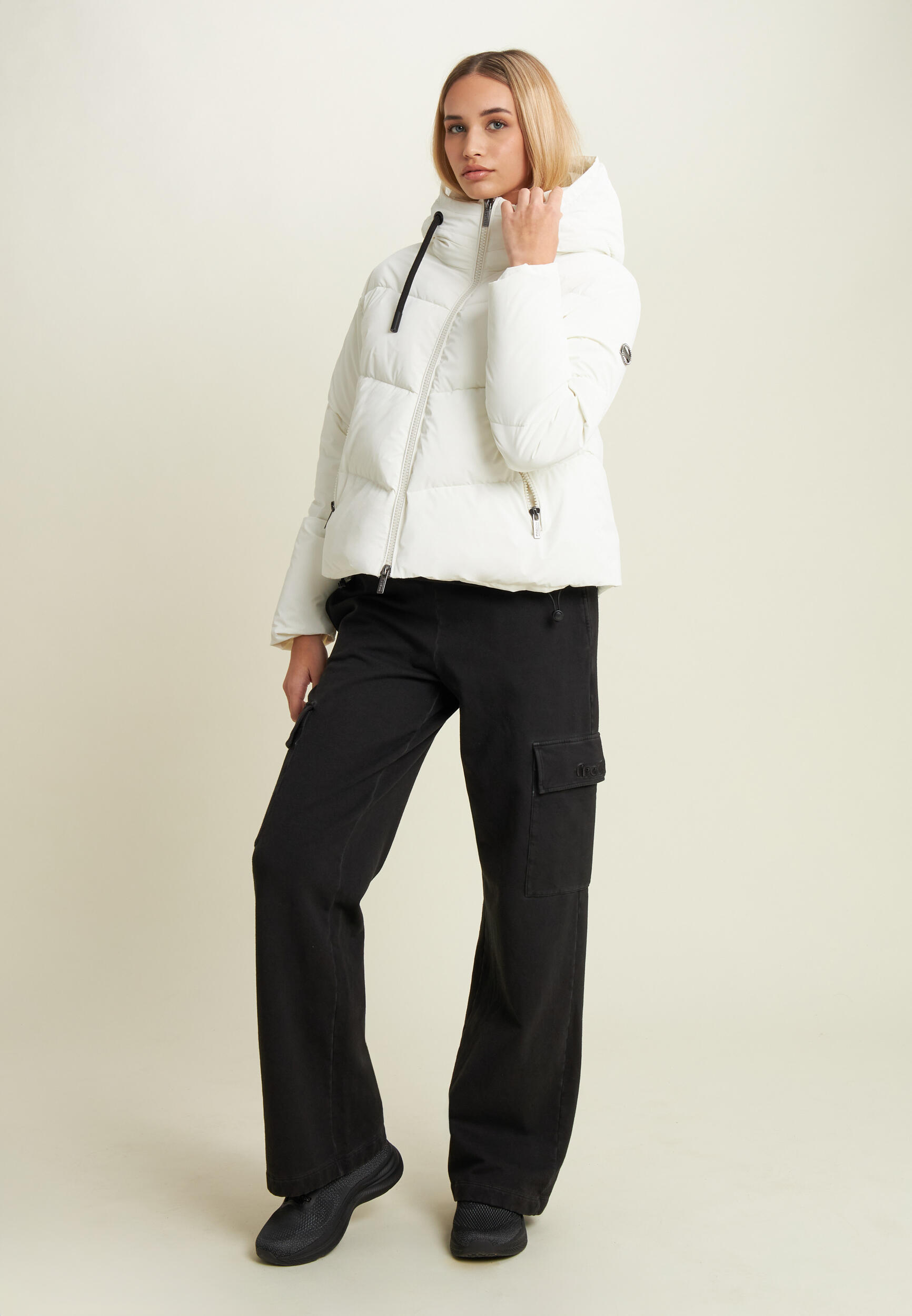 Pantaloni cargo wide leg tinta a freddo 5/5