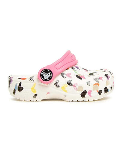 Zuecos CROCS™ Classic con estampado de corazones para mujer