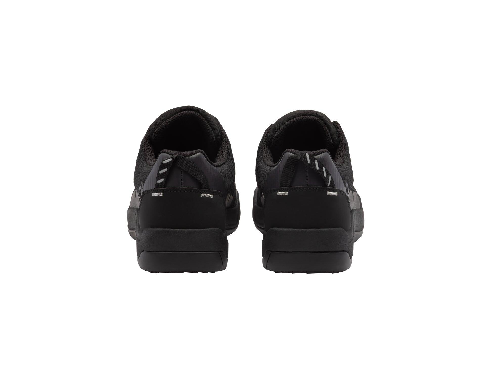 Chaussures MOTUS noir/noir 4/5