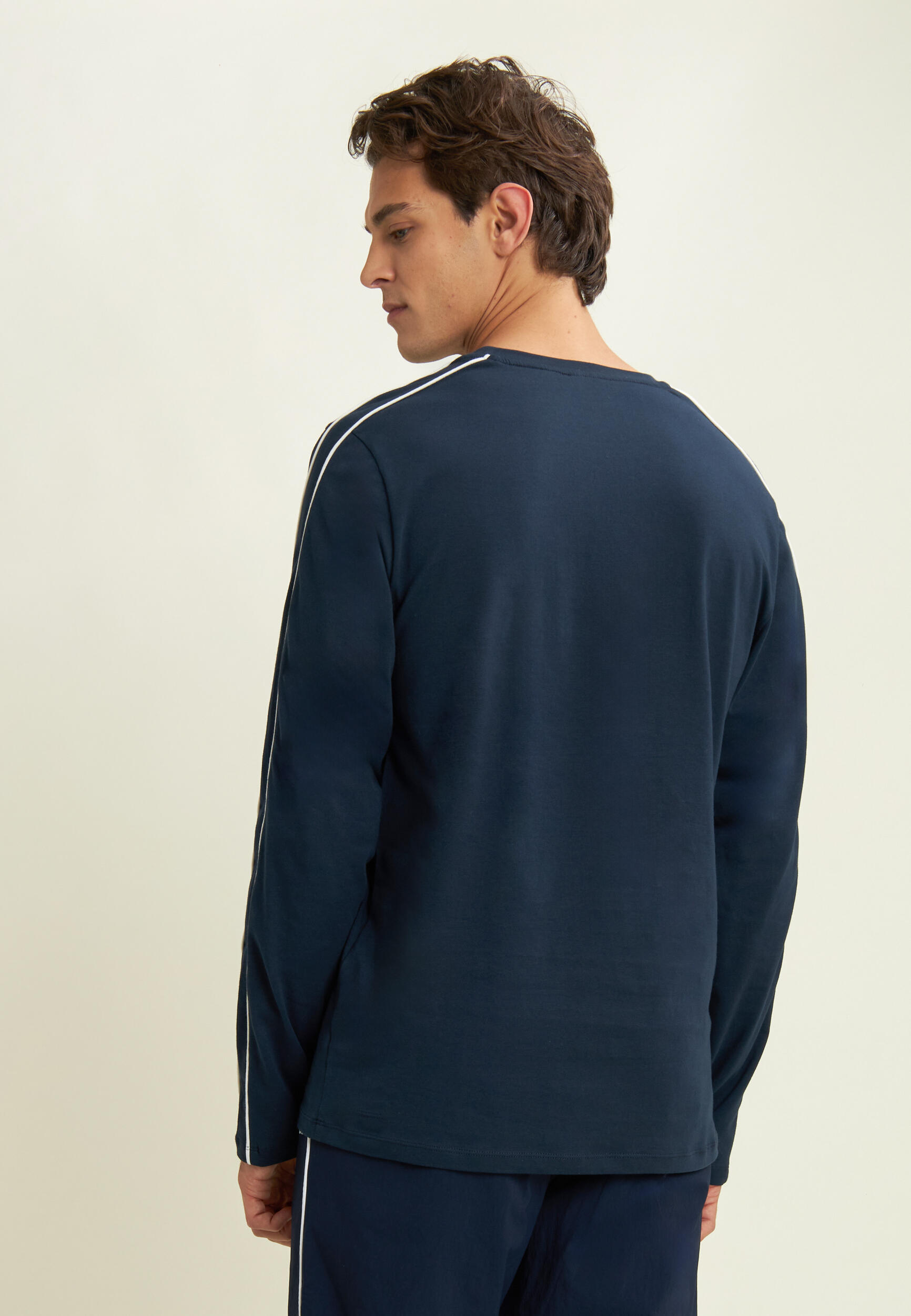 T-shirt à manches longues en jersey avec coutures de couleur contrastée 3/4