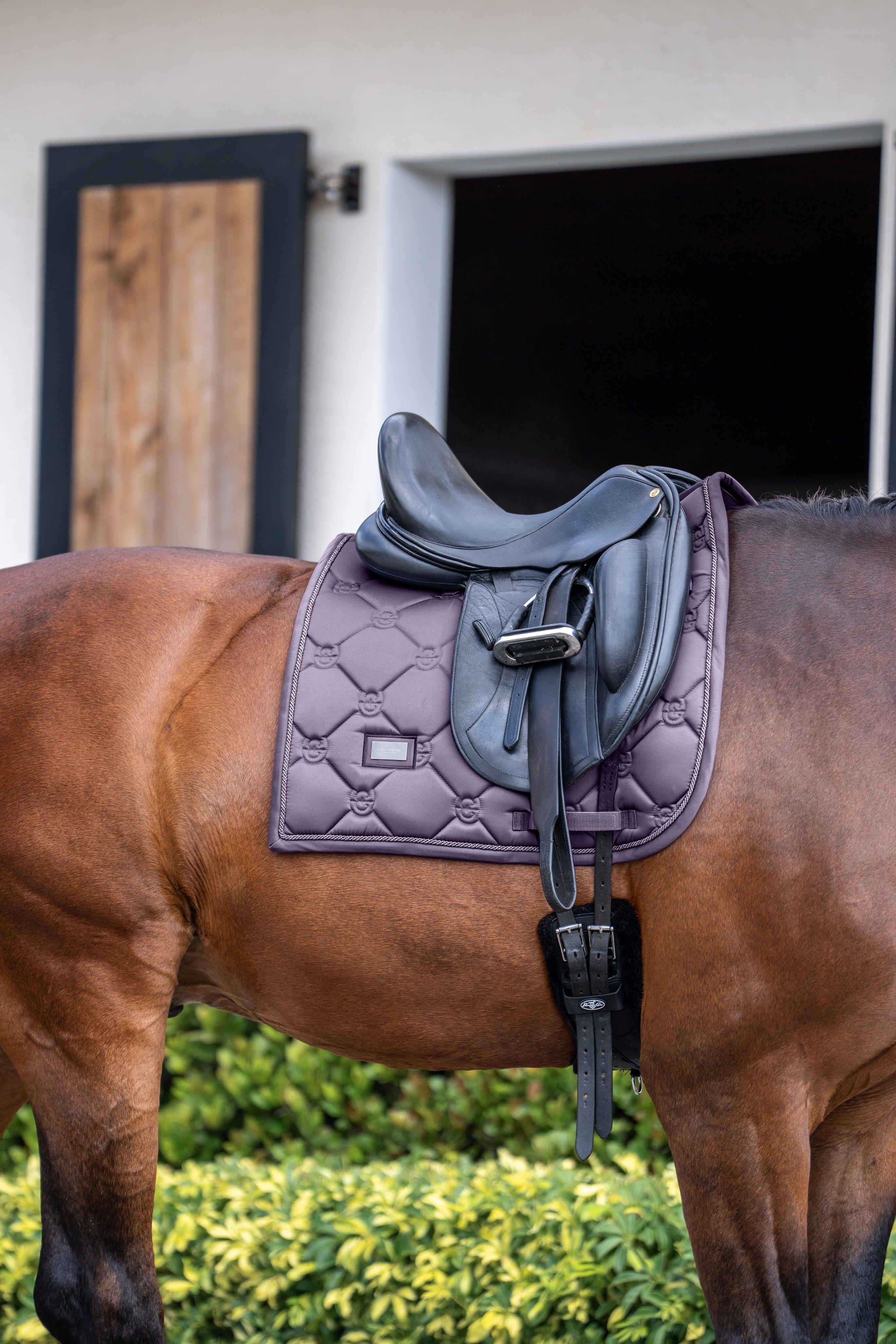 Tapis de selle Dark Violet DRESSAGE - Equestrian Stockholm 4/5