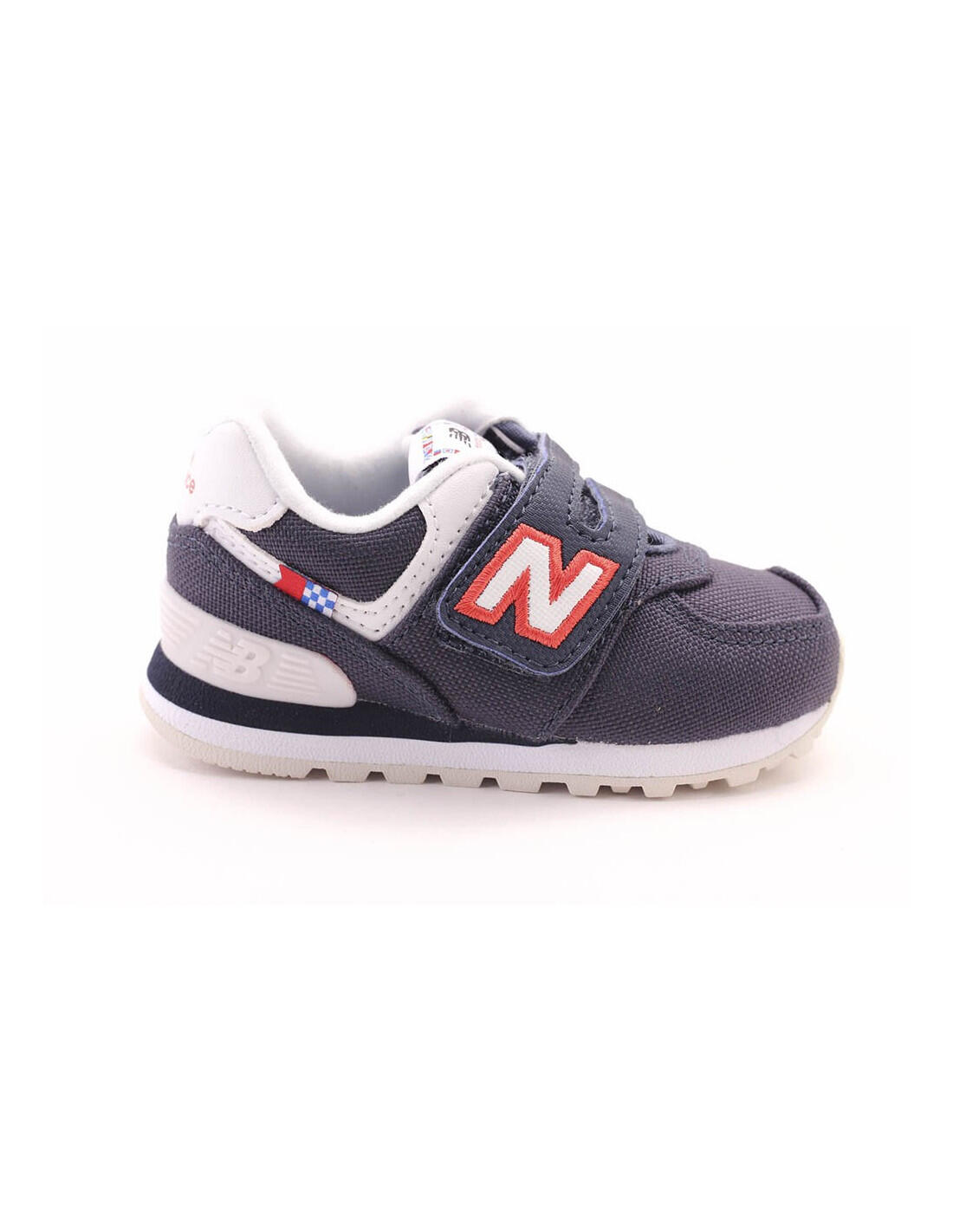 NEW BALANCE picture