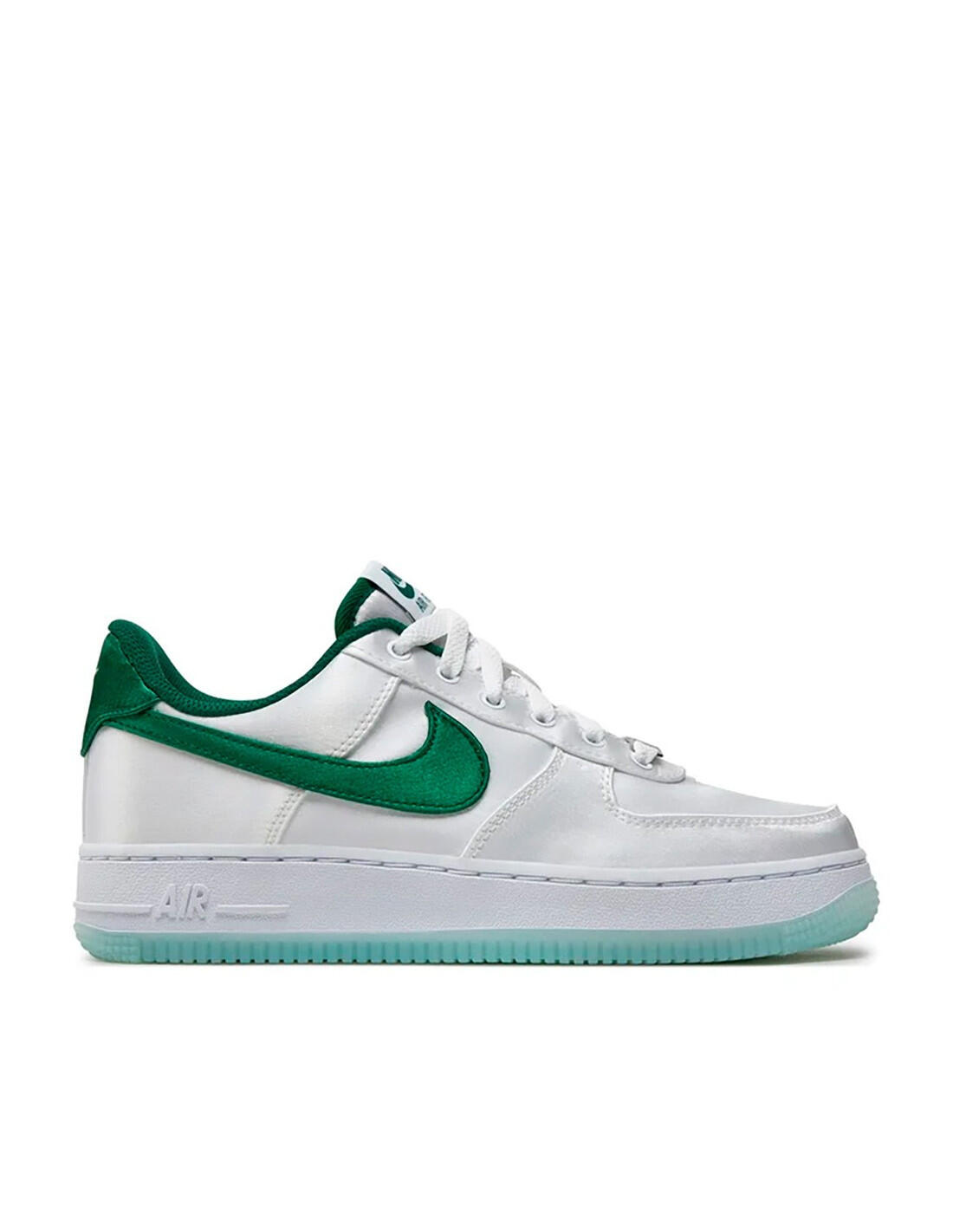 NIKE picture