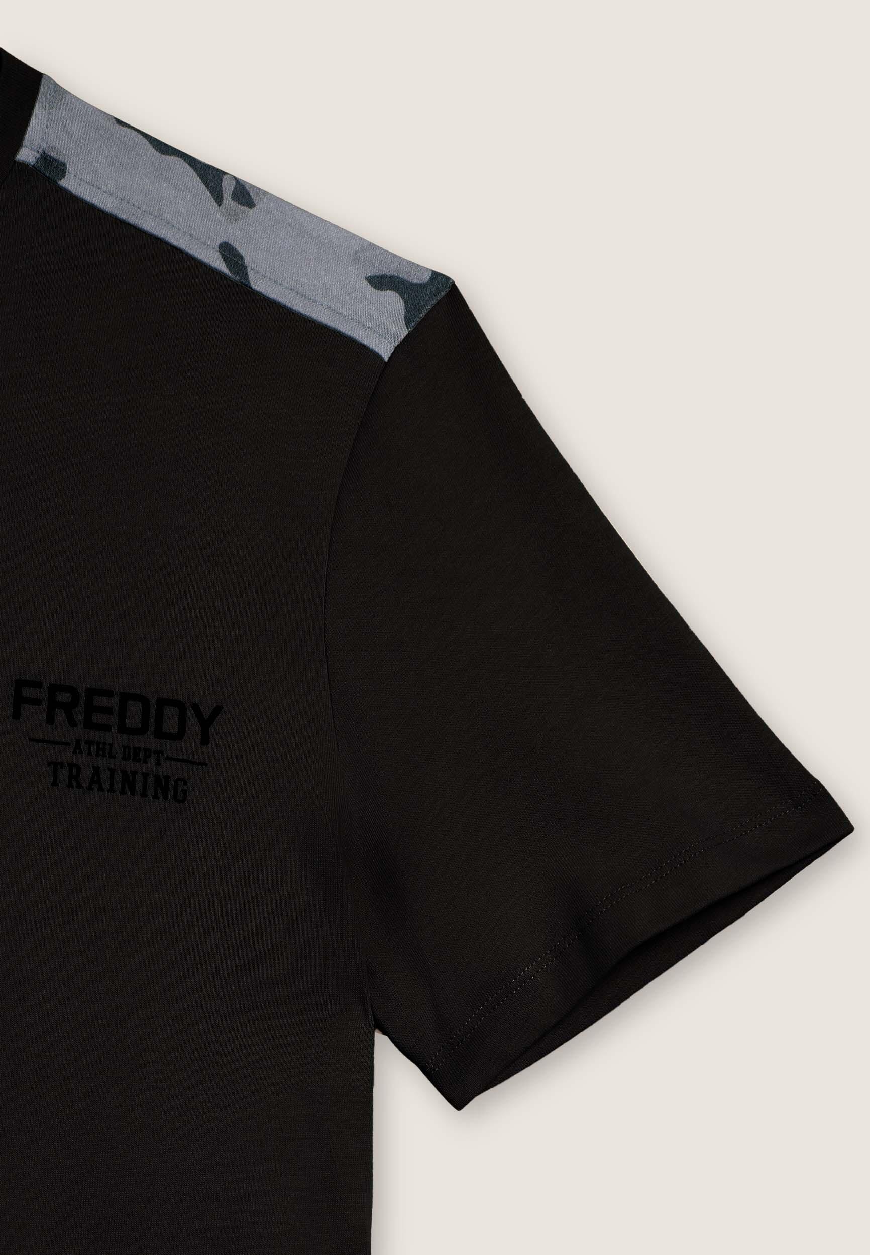 T-shirt avec empiècements camouflage et logo en forme de cœur 3/3