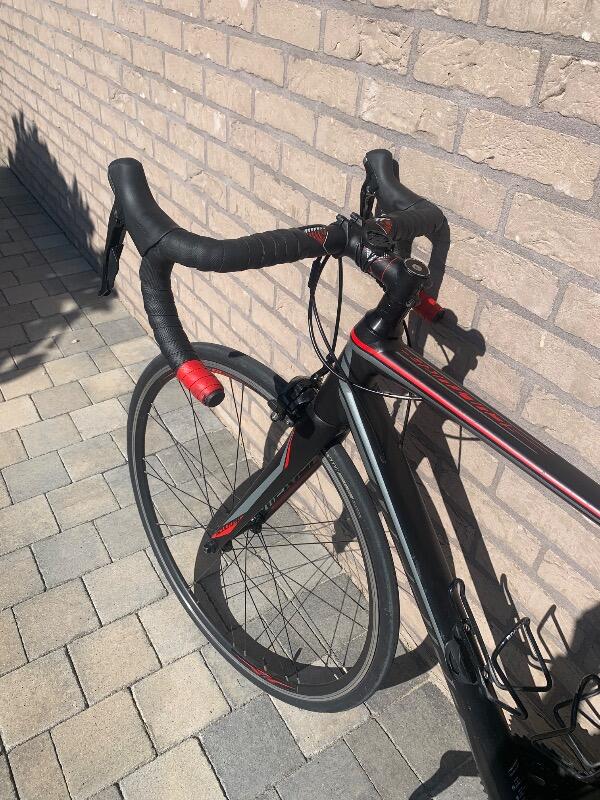 Entre Particuliers - Vélo de course Merida Scultura 400 3/3