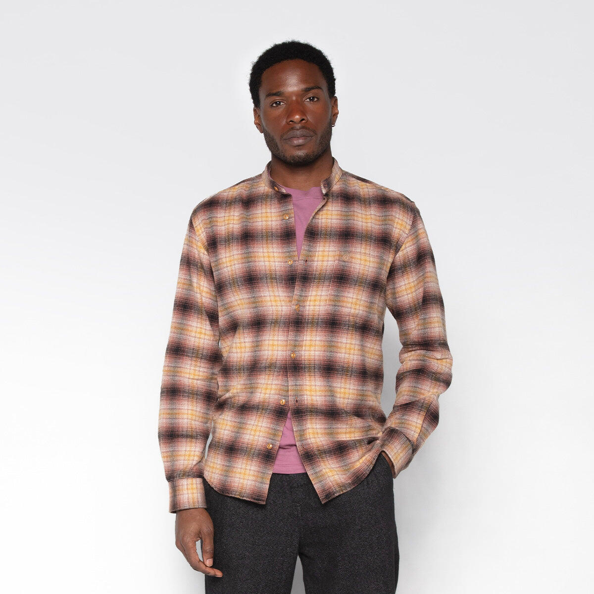 Camicia Charles a maniche lunghe, collo Mao, a quadri 2/5