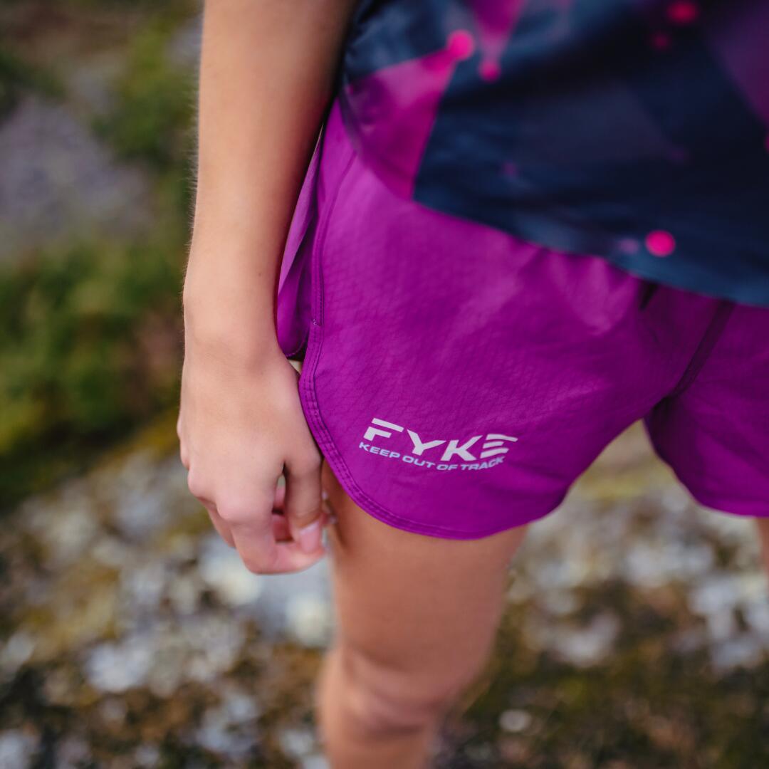 Pantaloncini da corsa femminili Boost One 2/4