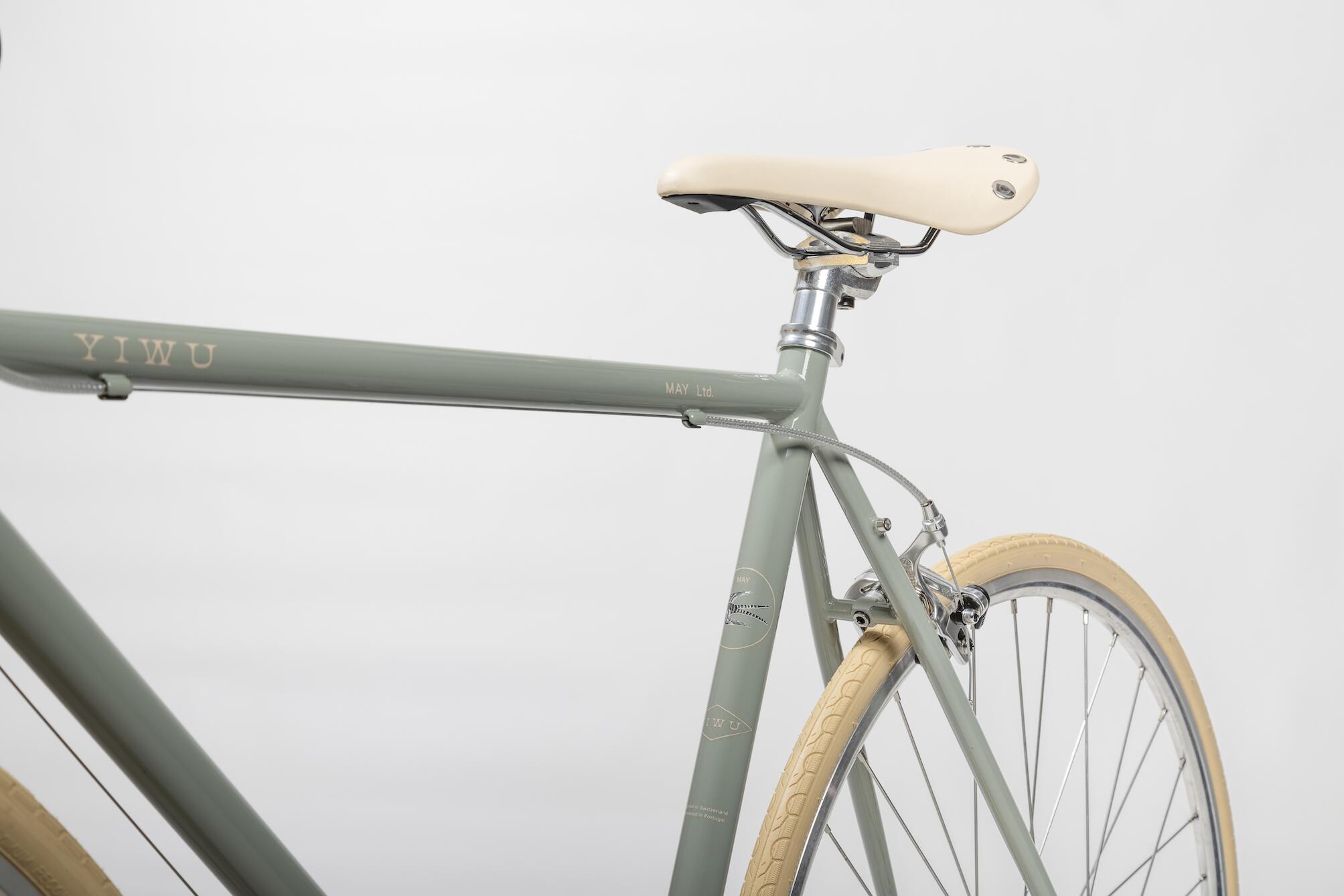 YIWU+ Petrol Grey Citybike (M) 3/7