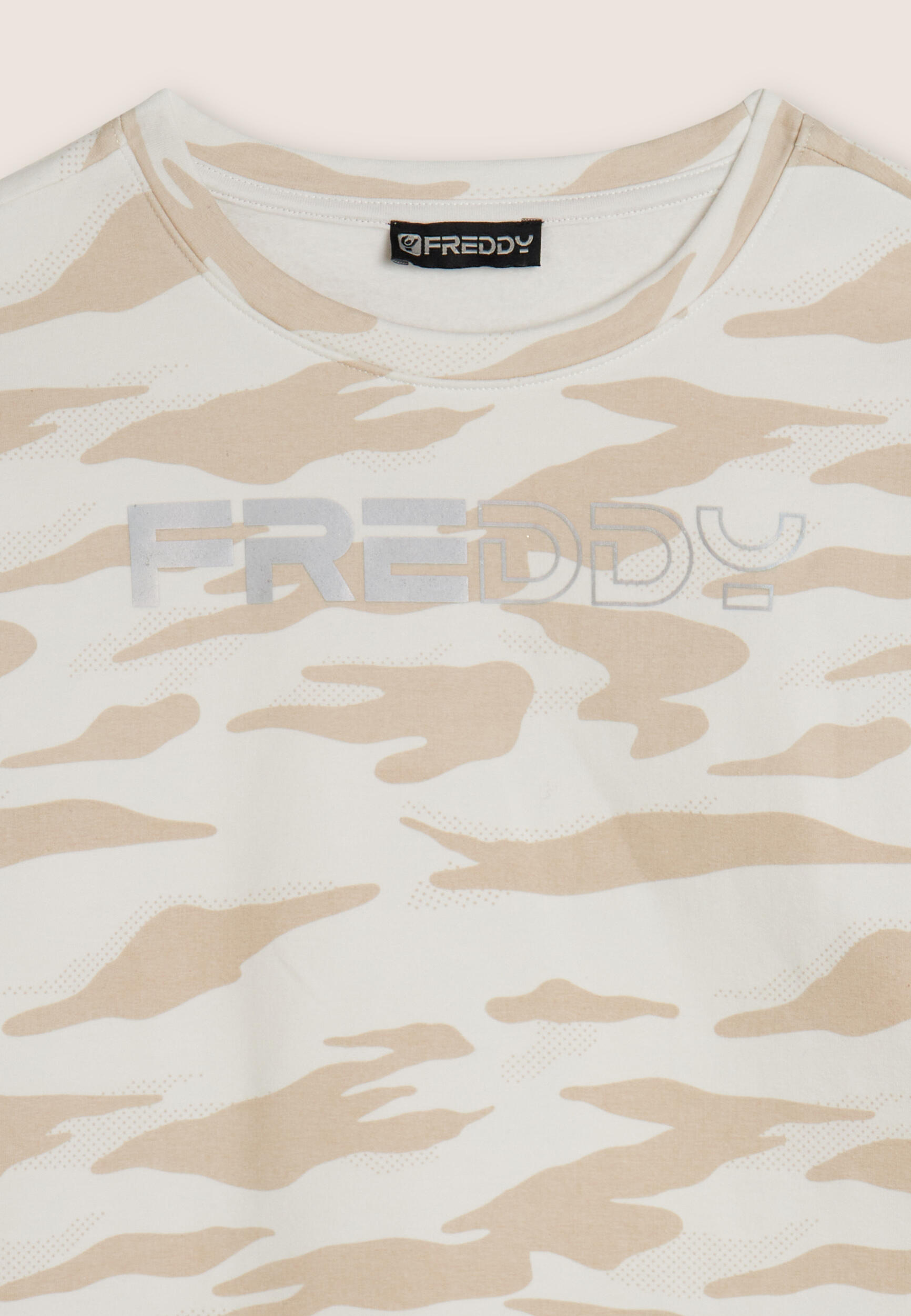 Sweat-shirt court avec logo perlé et imprimé camouflage 3/3