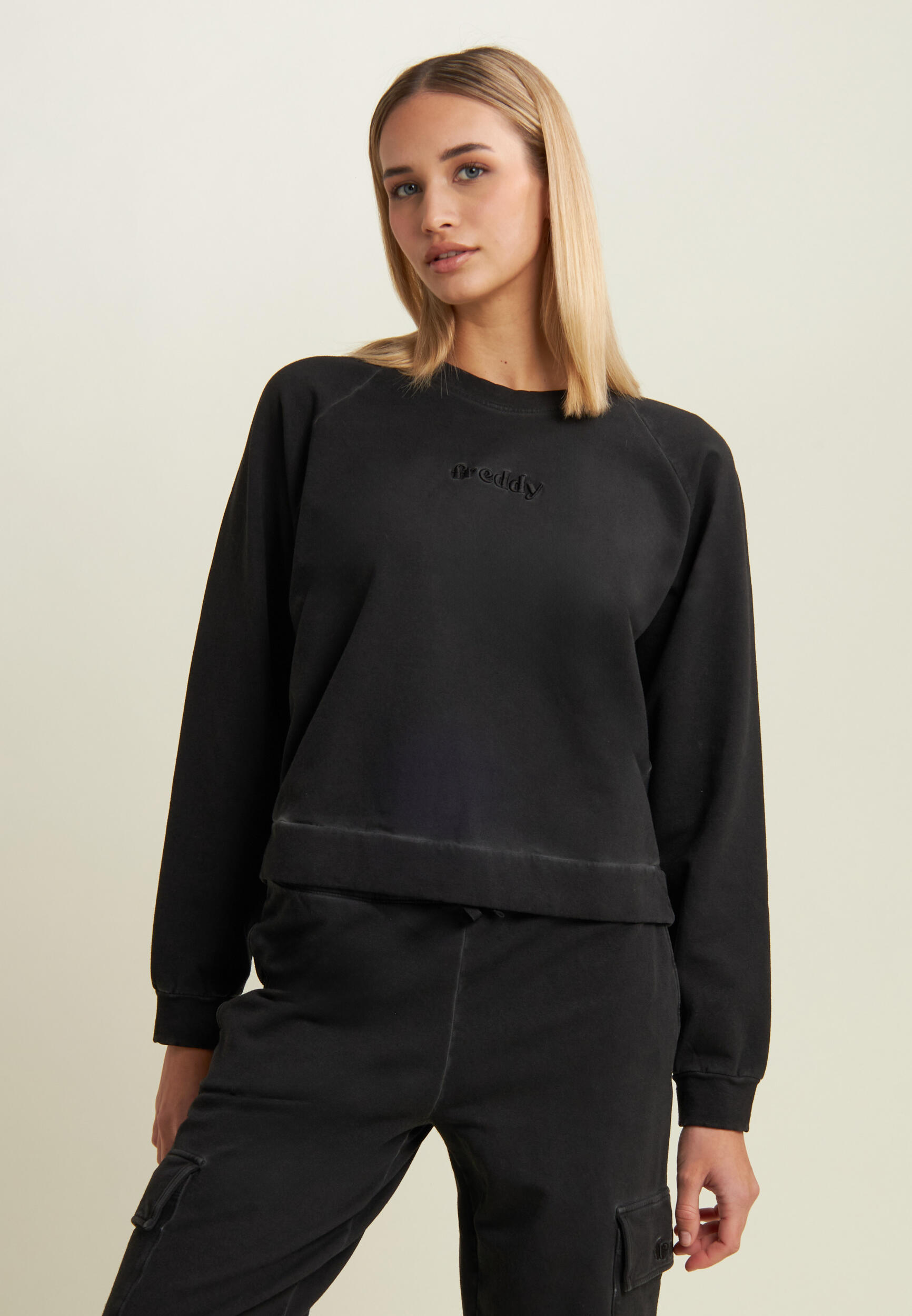 Felpa cropped comfort fit tinta a freddo 2/4