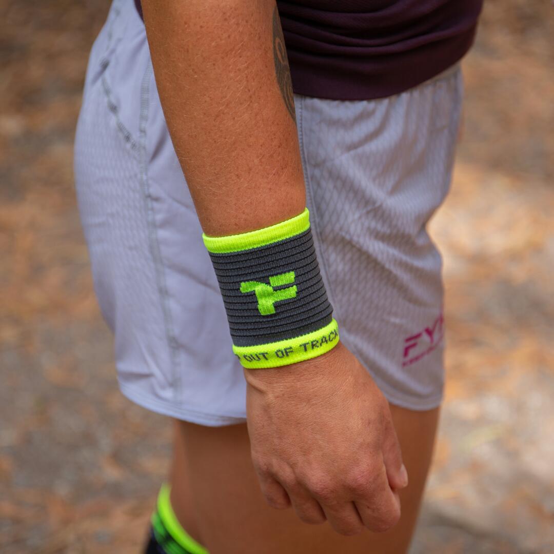 Punho de Corrida Boost Wristband 2/3