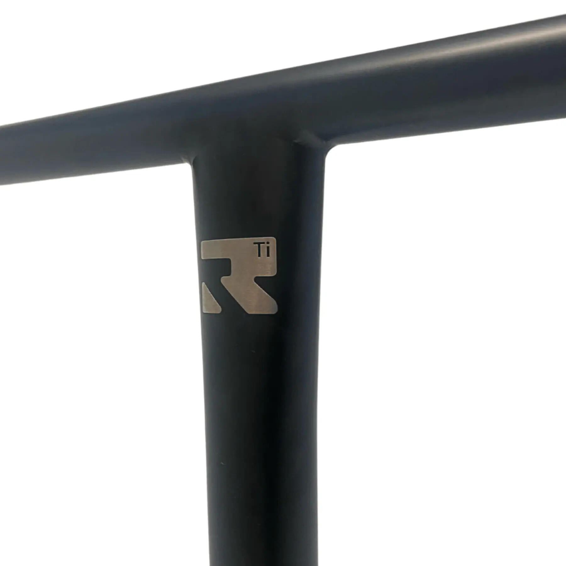 Manillar de patinete modelo t Root Industries Air Titanium 2/2