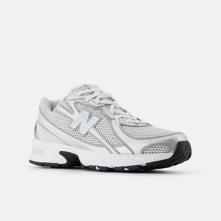New Balance 740 Grey Matter Frosted Glass Silver Metallic 2/5