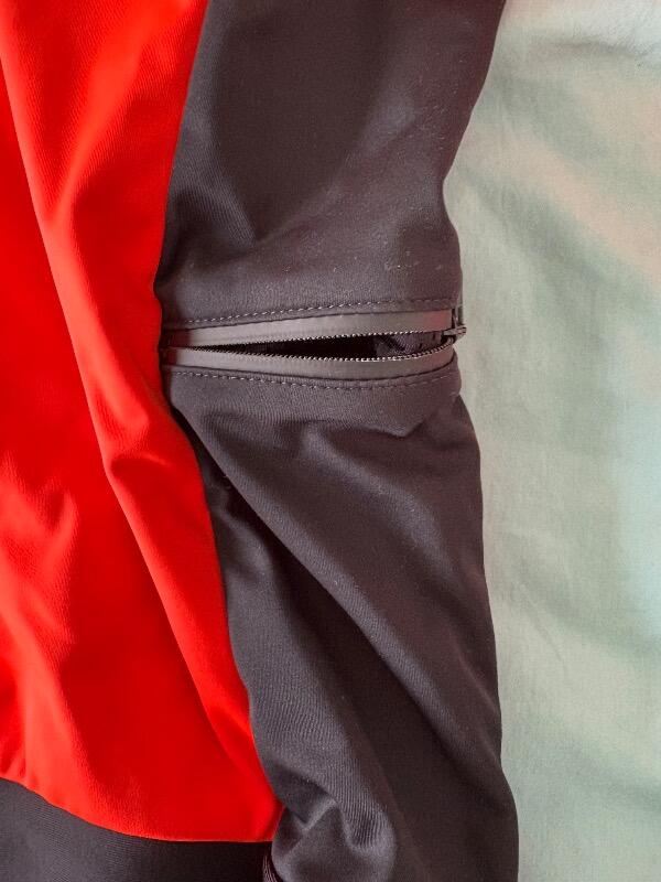 Tussen Particulieren - castelli corsa rosso jas 4/7