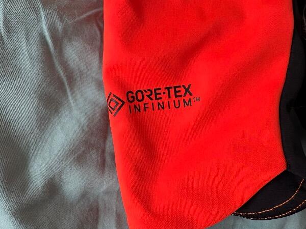 Tussen Particulieren - castelli corsa rosso jas 5/7