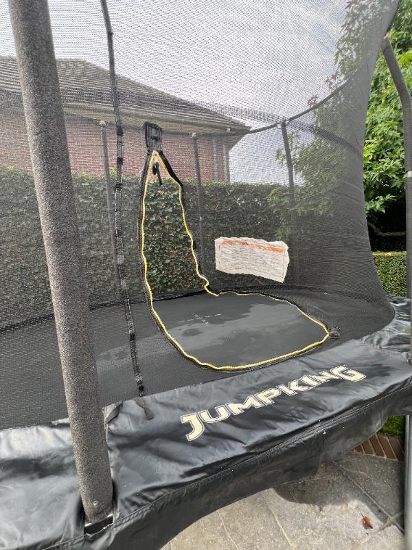Tussen Particulieren - Trampoline JUMPKING JumpPOD Ovaal 350x244x89cm 3/7