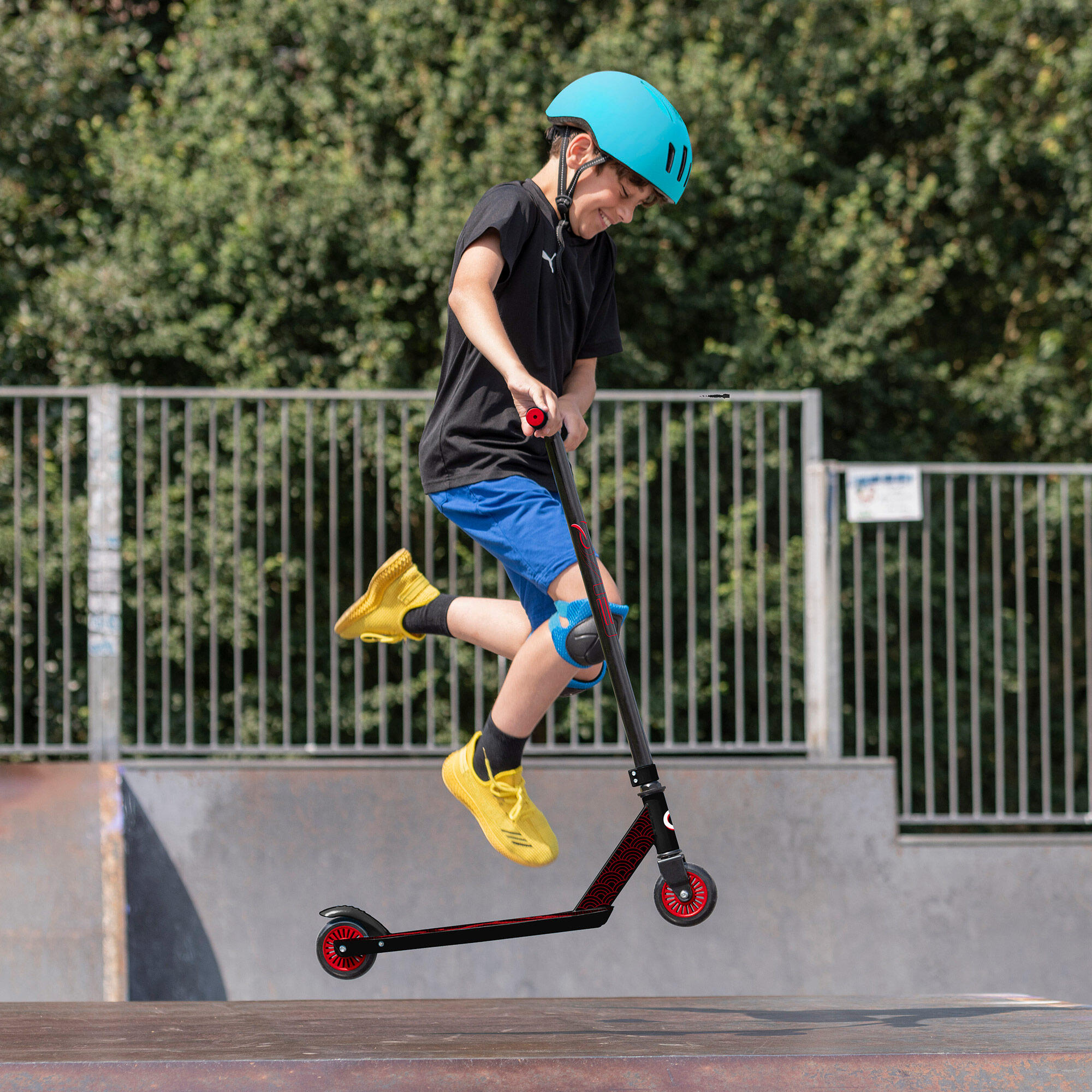Monopattino per bambini 2 ruote nero e rosso EVO 2/7