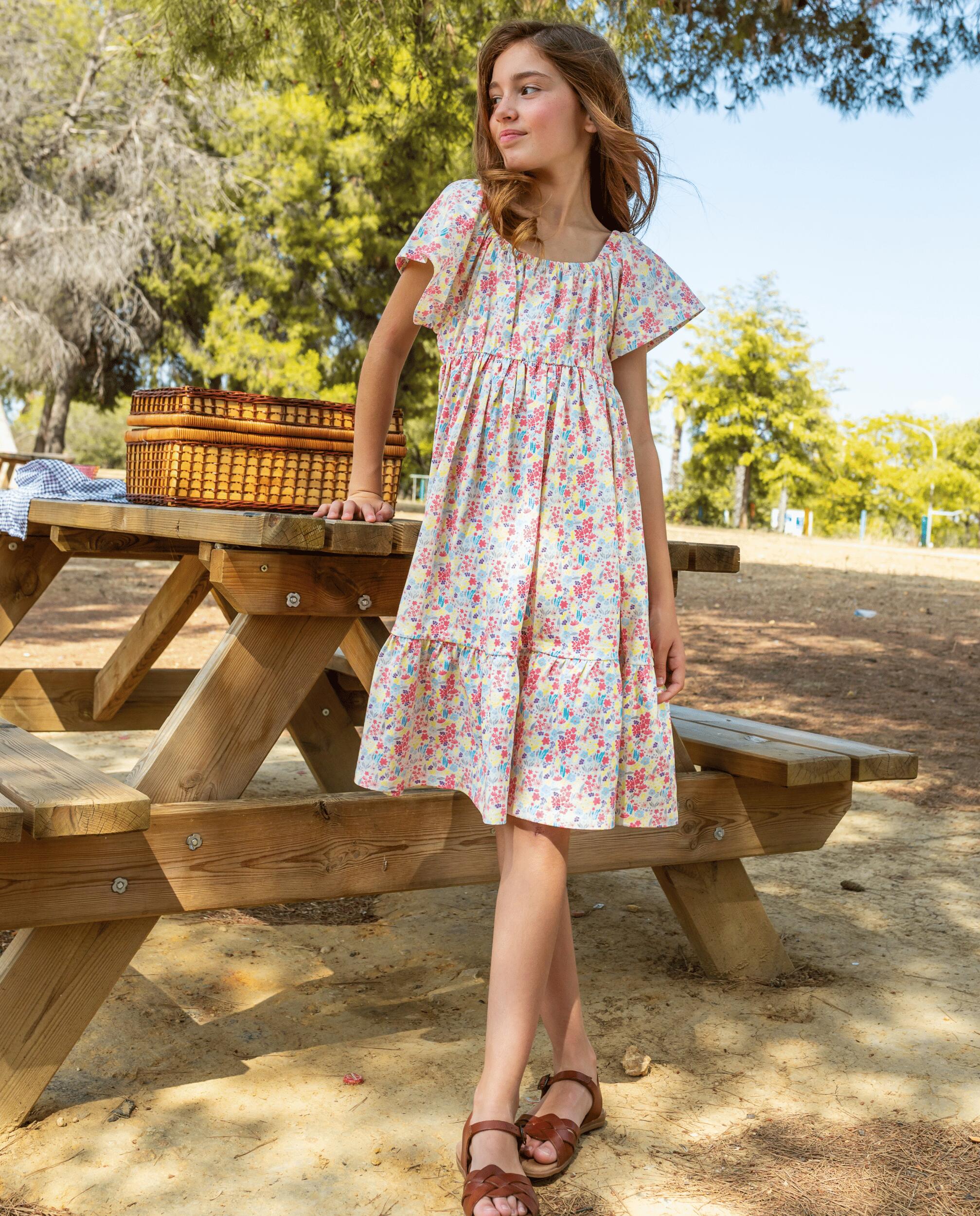 Vestido infantil com estampa floral 3/5