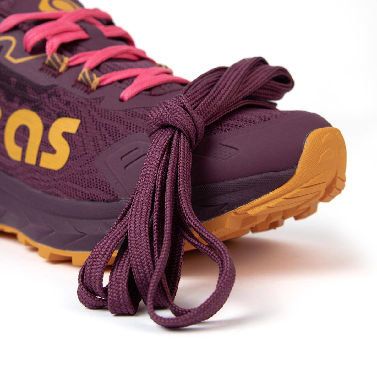 Chaussures de sport Izas IKKI M : Performance et résistance pour les hommes 6/7